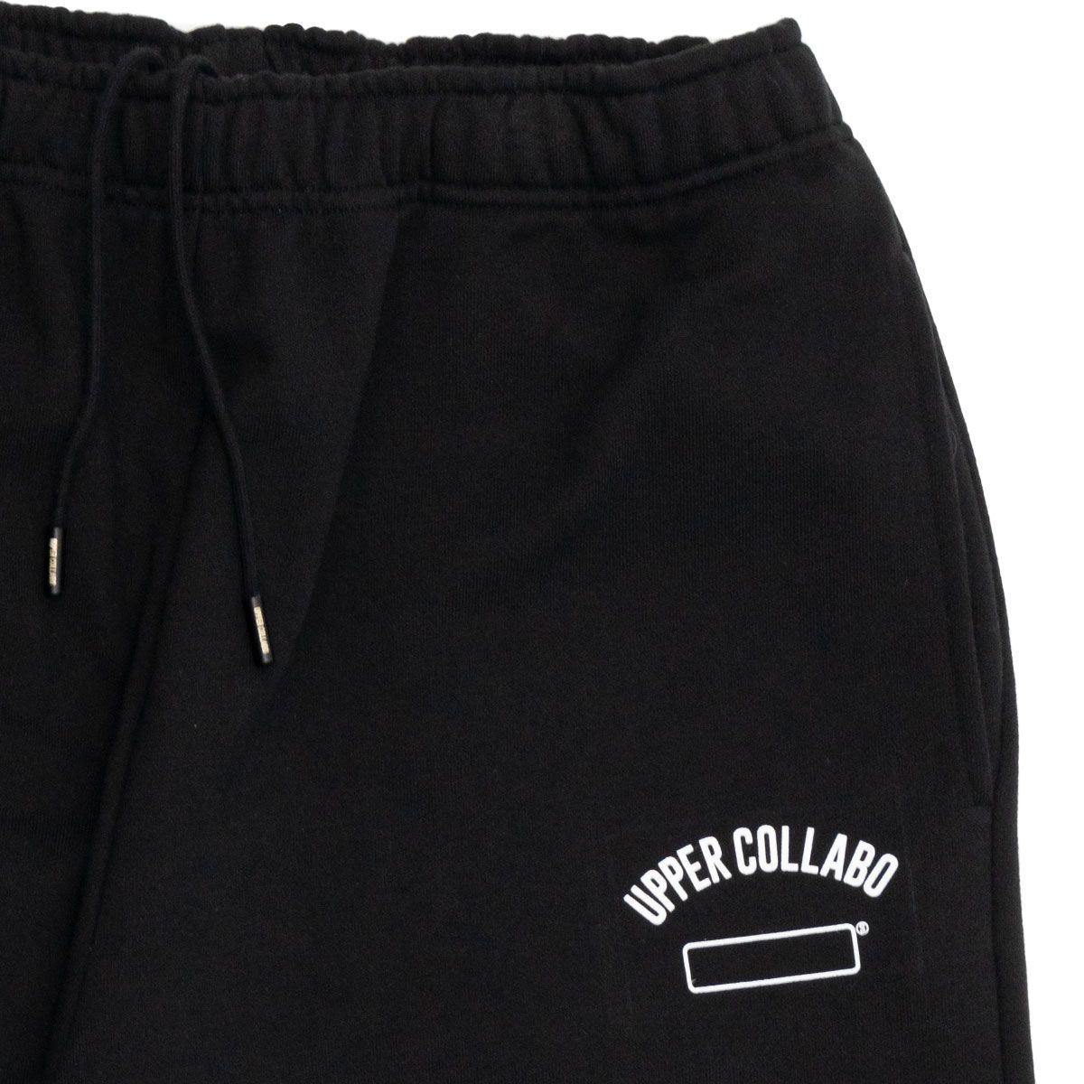 어퍼콜라보(UPPERCOLLABO) 블랭크 스웨트팬츠 블랙