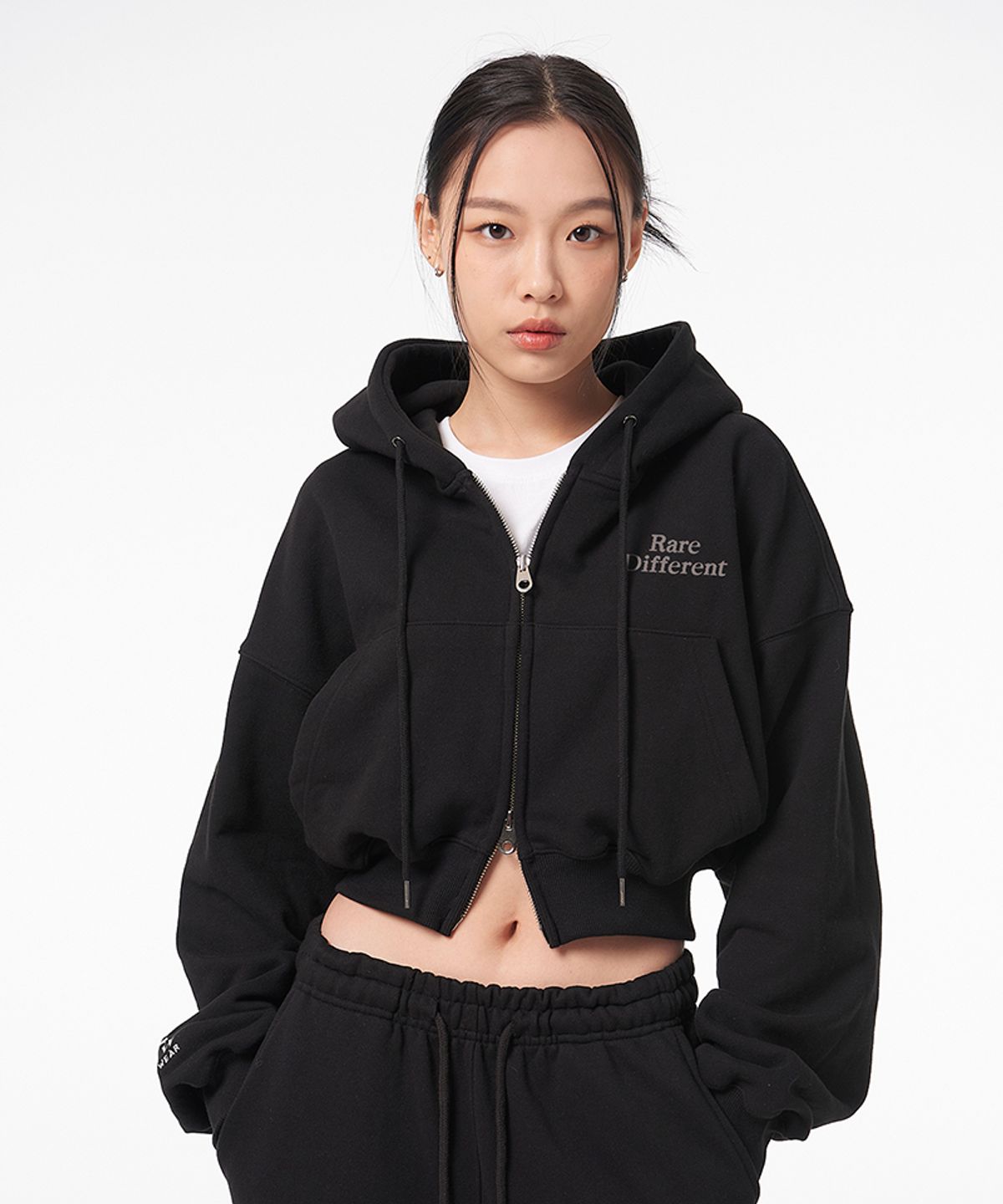 아티스트웨어(ARTISTWEAR) [ATW] 해프닝 크롭후드집업