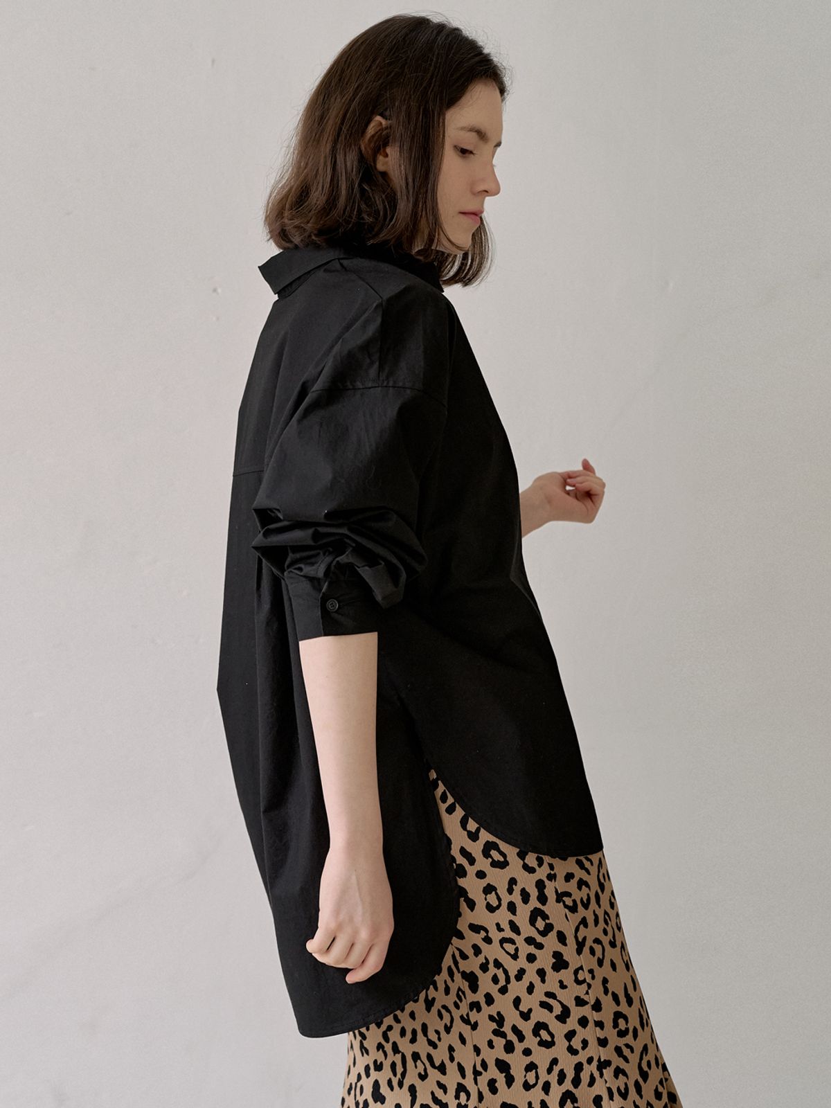 아방(AVANT-G) Boy-fit Unbalanced Washing Shirt - BLACK