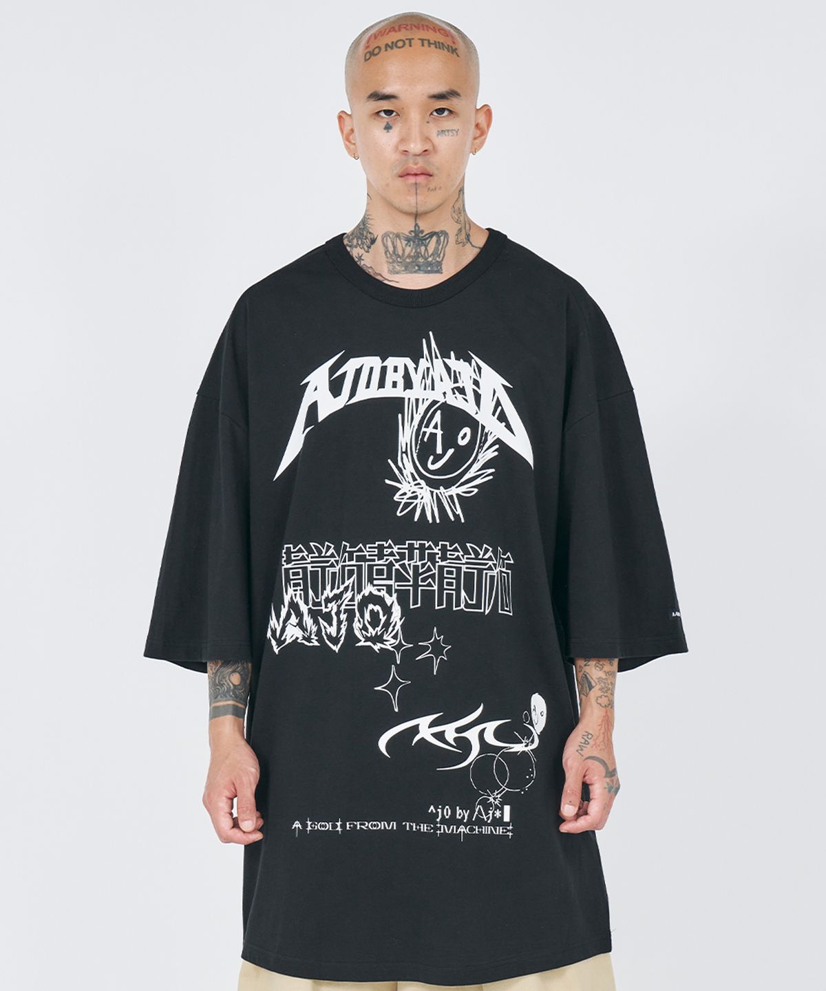 아조바이아조(AJOBYAJO) [PBA] AJO Collage T-Shirt [BLACK]