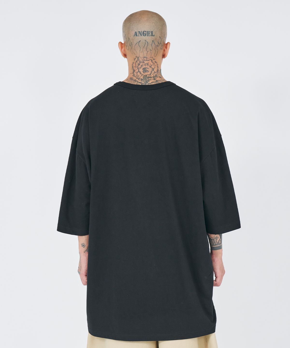 아조바이아조(AJOBYAJO) [PBA] AJO Collage T-Shirt [BLACK]