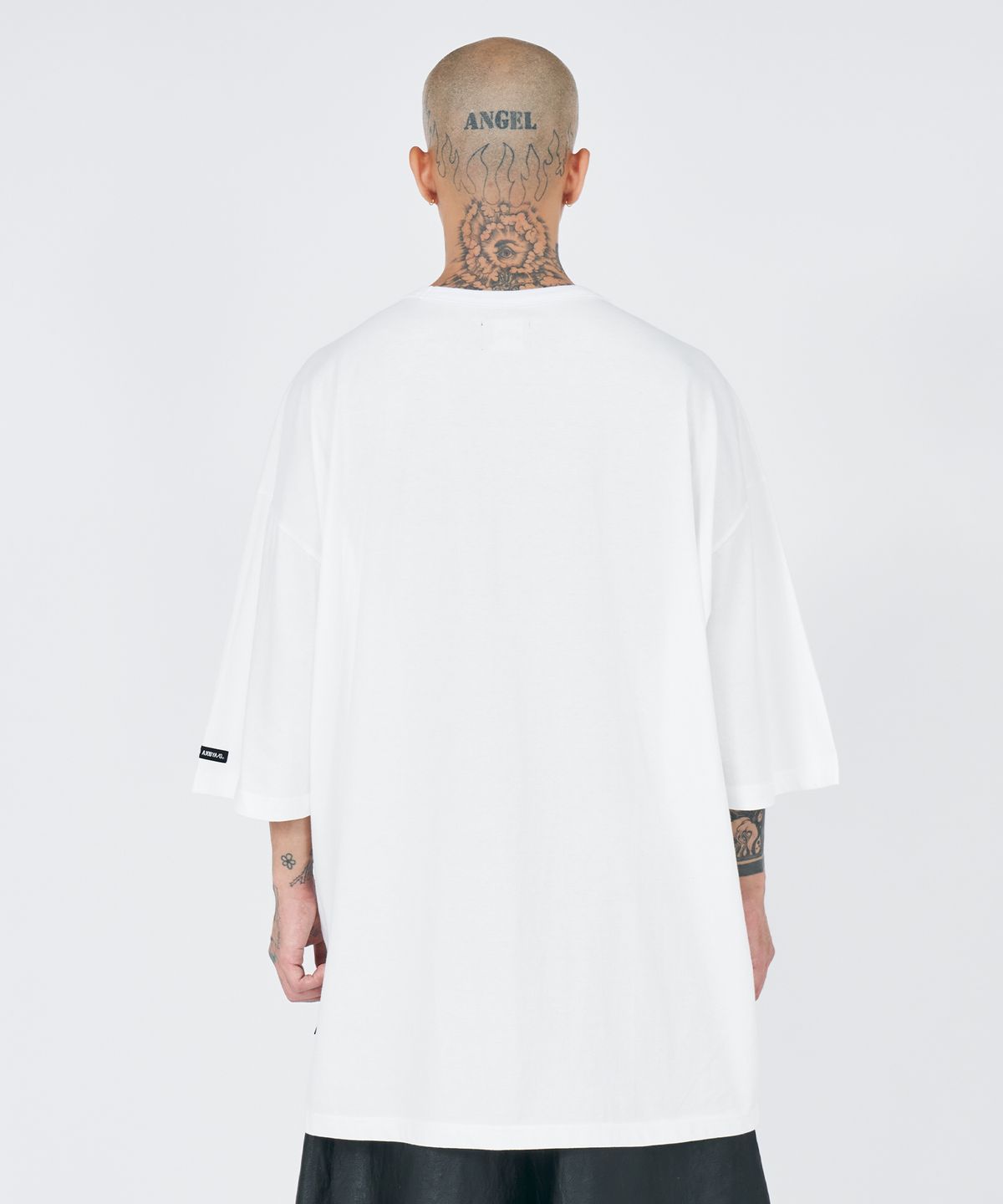 아조바이아조(AJOBYAJO) [PBA] AJO Collage T-Shirt [WHITE]