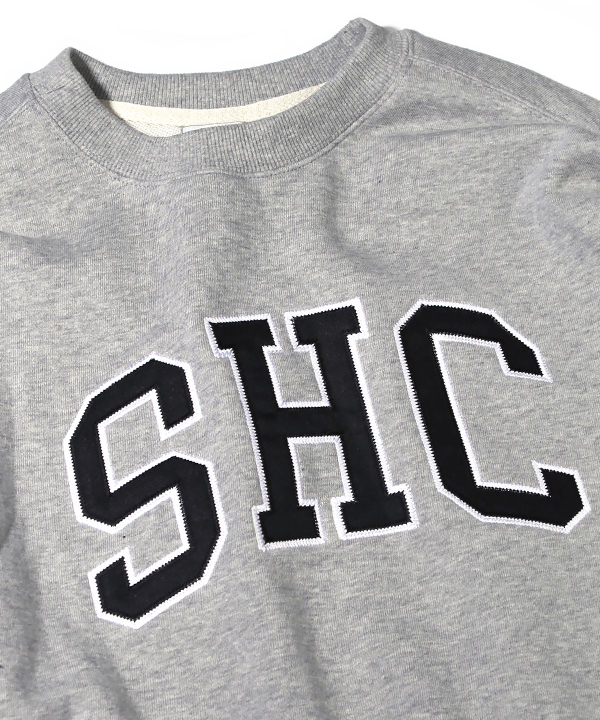 선데이하비클럽(SUNDAY HOBBY CLUB) SHC 로고 스웨트셔츠-그레이