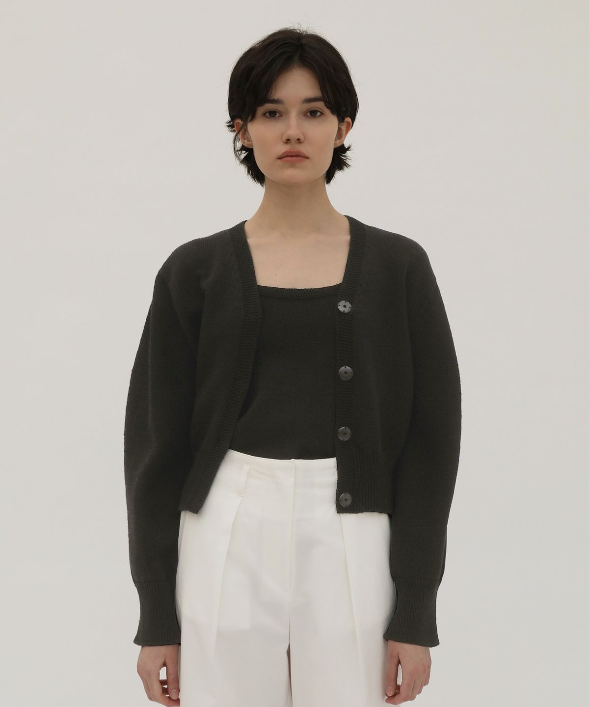 르바(LEVAR) Wholegarment Hidden Button Knit Cardigan - Black