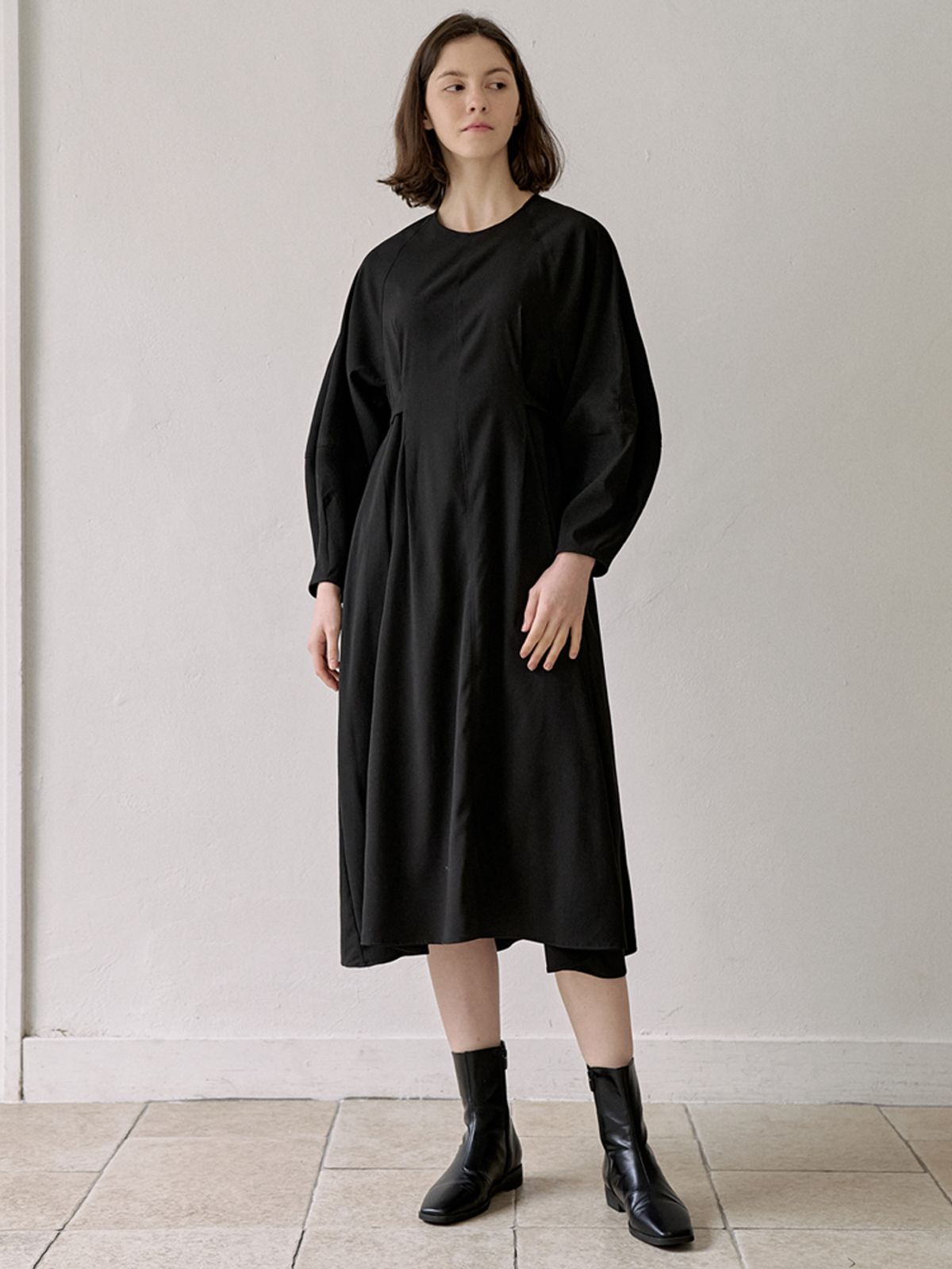 아방(AVANT-G) Waist Strap Volume Sleeve Dress - BLACK