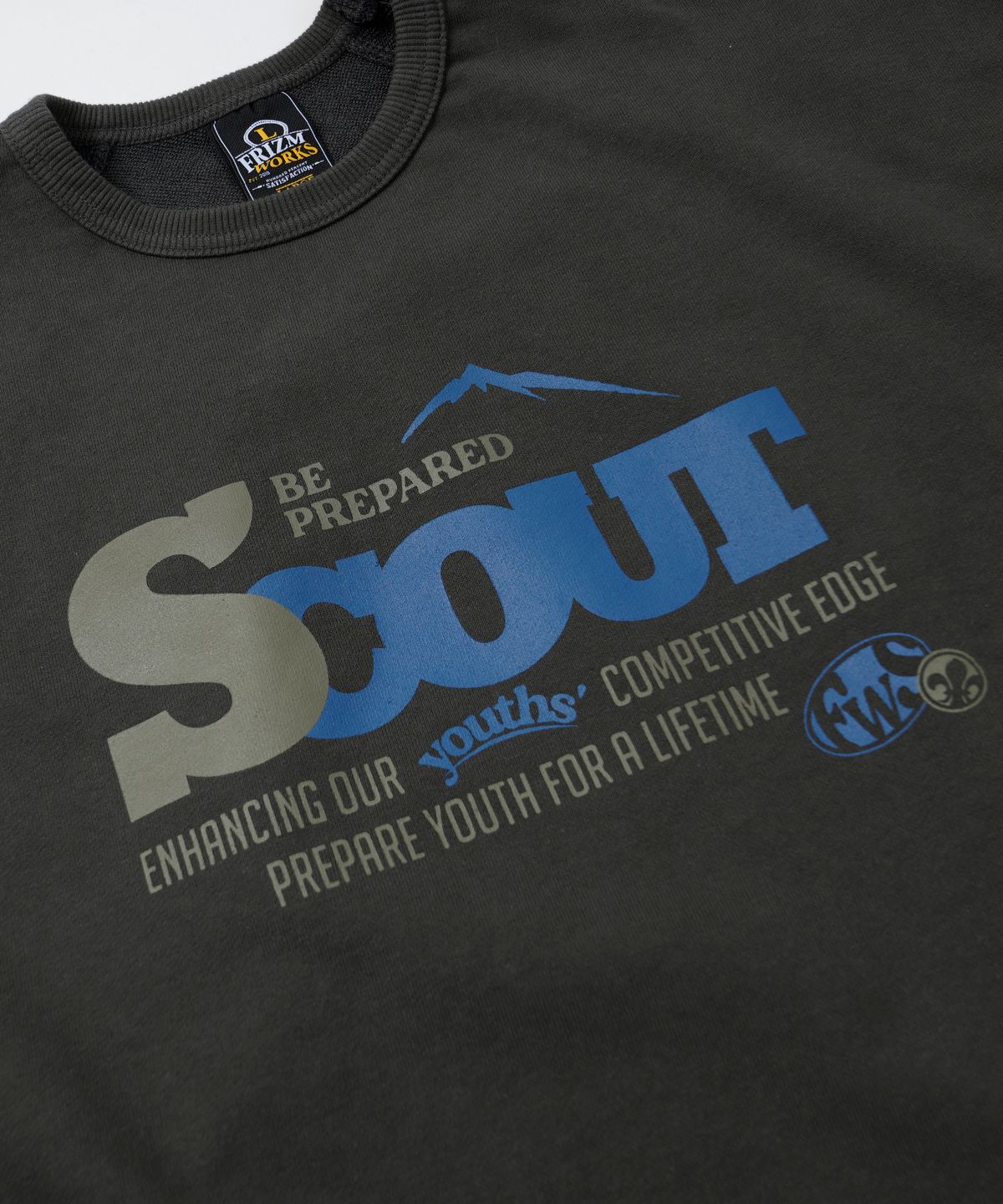 프리즘웍스(FRIZMWORKS) SCOUT SWEATSHIRT _ CHARCOAL