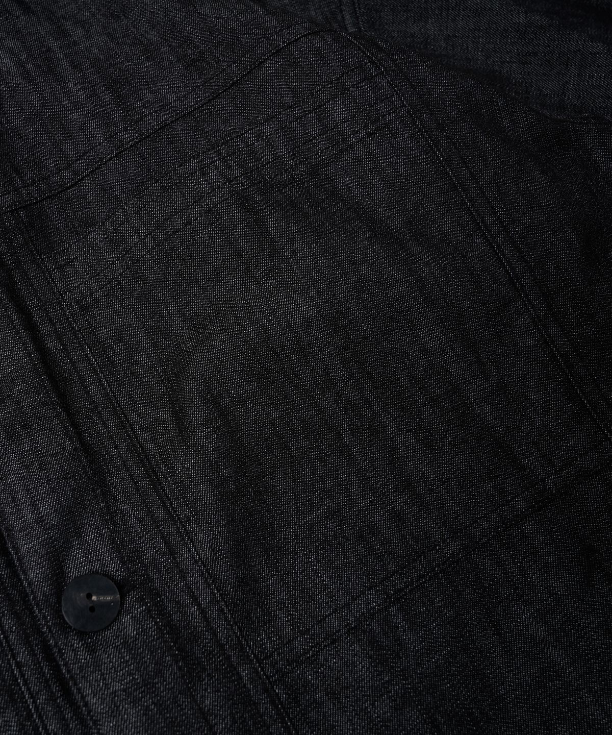 프리즘웍스(FRIZMWORKS) SHIRRING TRUCKER JACKET _ BLACK