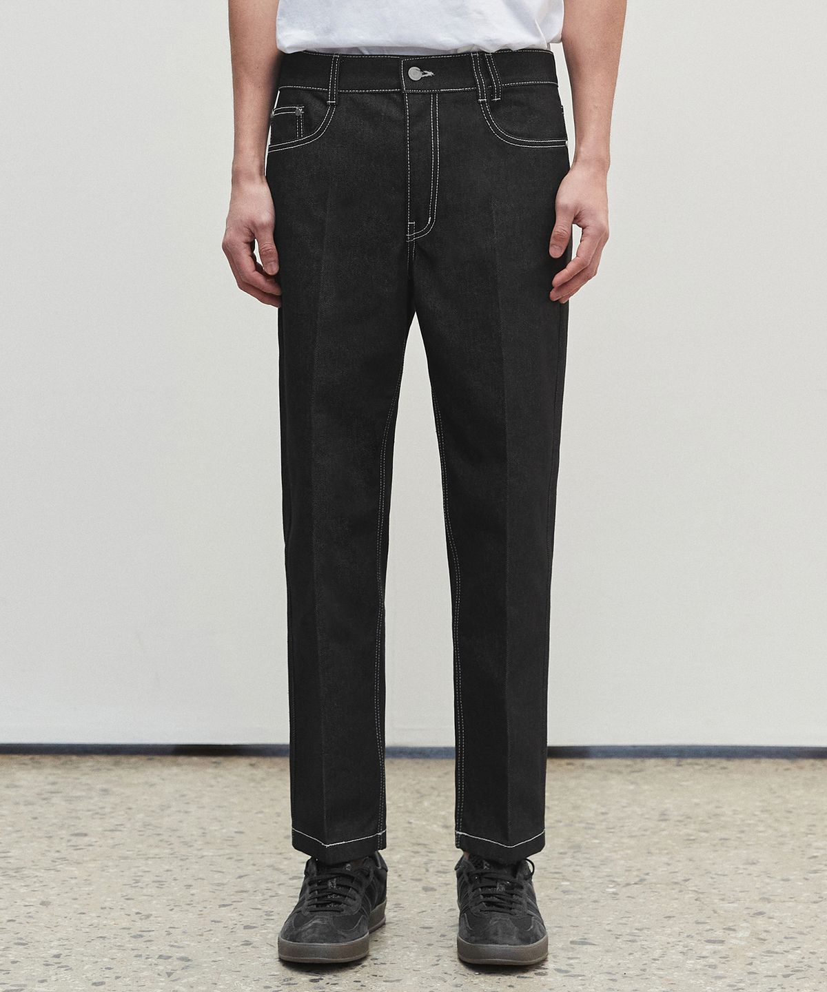 데케트(DECET) Dawn Cropped Tapered Jeans DCPT001CPBlack