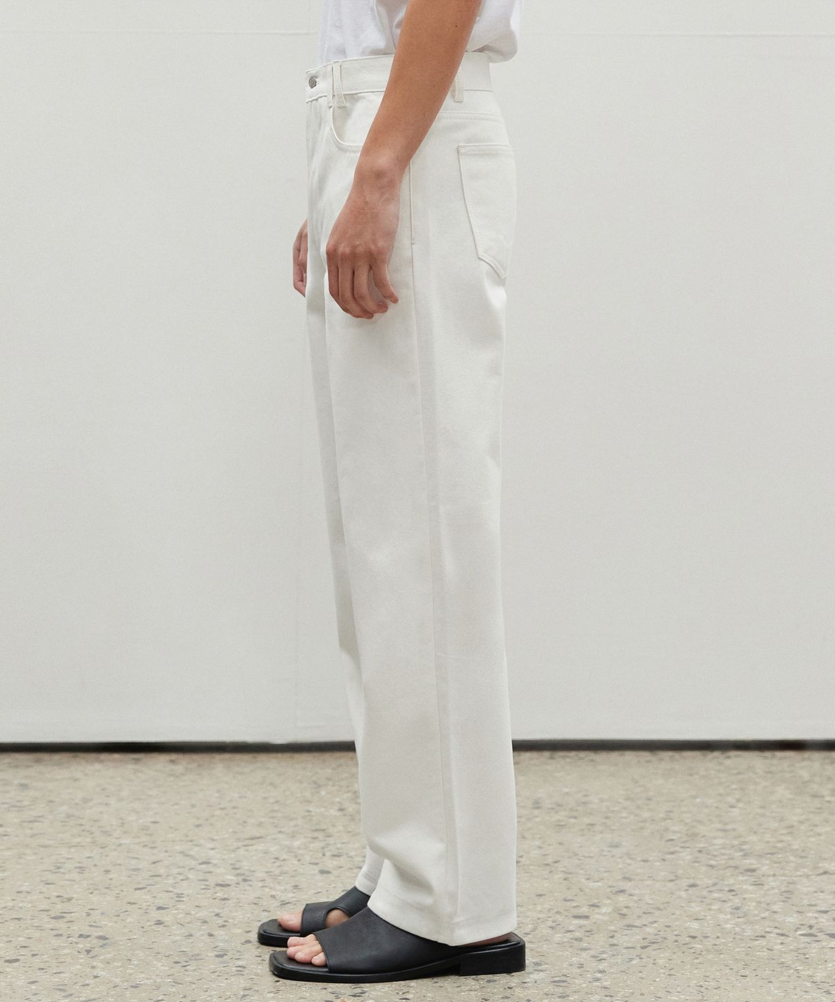 데케트(DECET) Dawn Semi Wide Jeans DCPT002Ivory