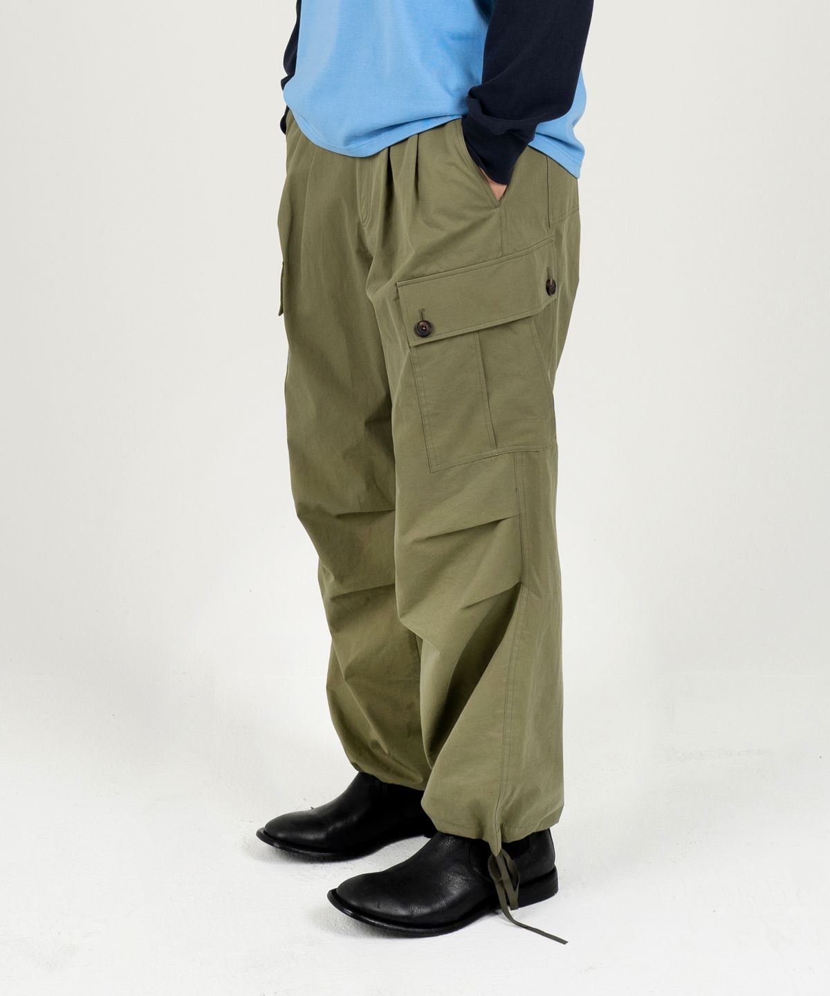 가든익스프레스(GARDEN EXPRESS) WIDE SILHOUETTE CARGO PANTS