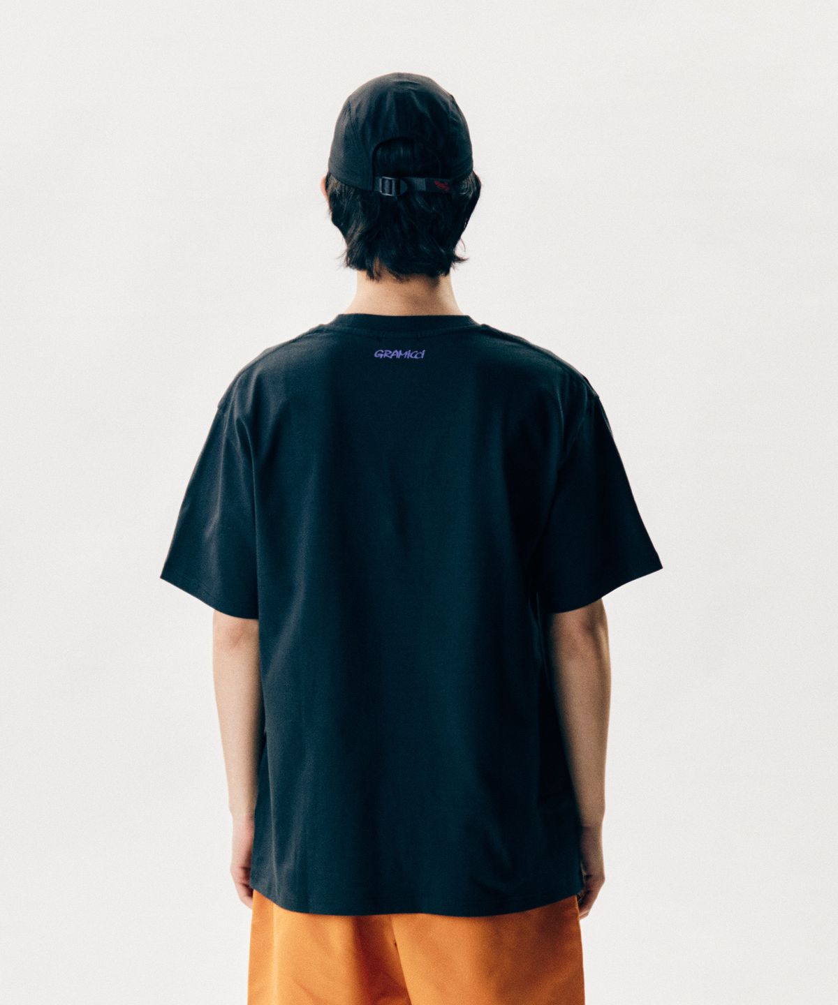 그라미치(GRAMICCI) FUZZY G로고 반팔 티셔츠 Vintage Black