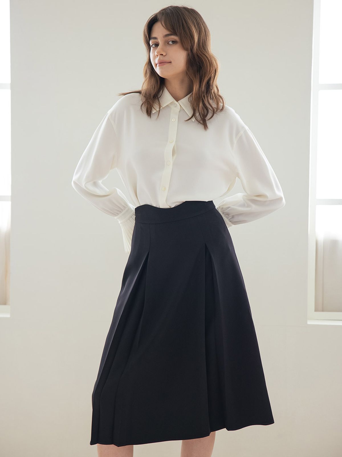 웬스데이딜라잇(WEDNESDAY DELIGHT) WED_Irregular high-waist skirt_BLACK