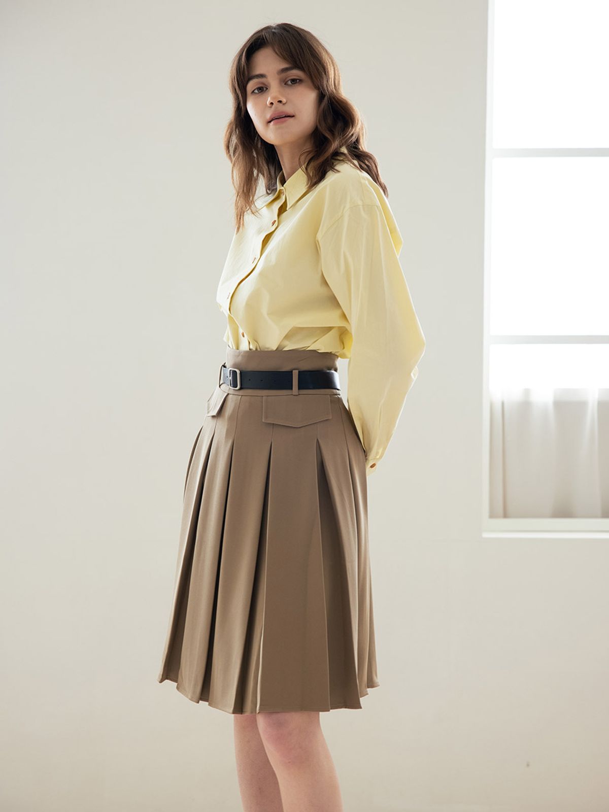 웬스데이딜라잇(WEDNESDAY DELIGHT) WED_High-waist pleated skirt_KHAKI