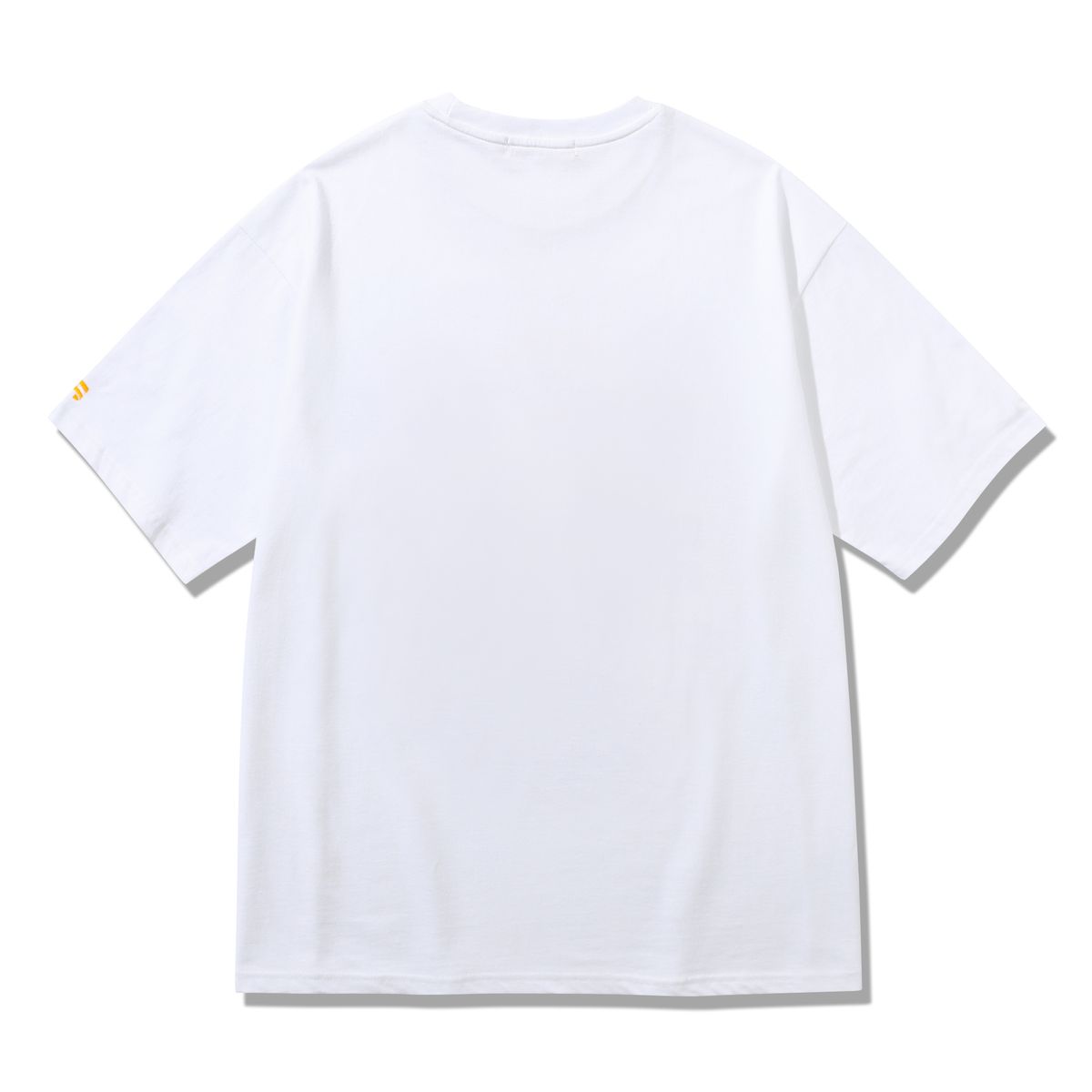 메인부스(MAINBOOTH) Sugary T-Shirt(WHITE)