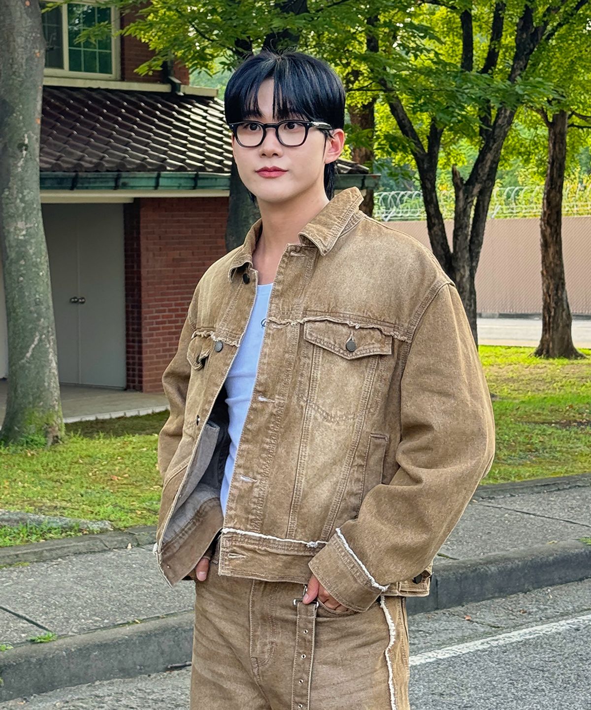 마틴플랜(MARTIN PLAN) Loose Out Denim Jacket - BROWN