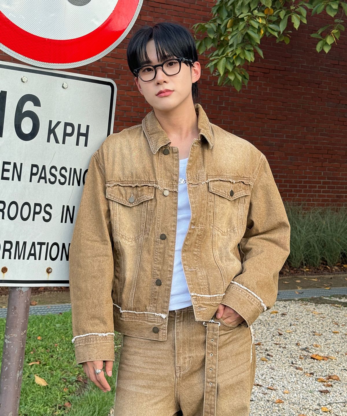 마틴플랜(MARTIN PLAN) Loose Out Denim Jacket - BROWN