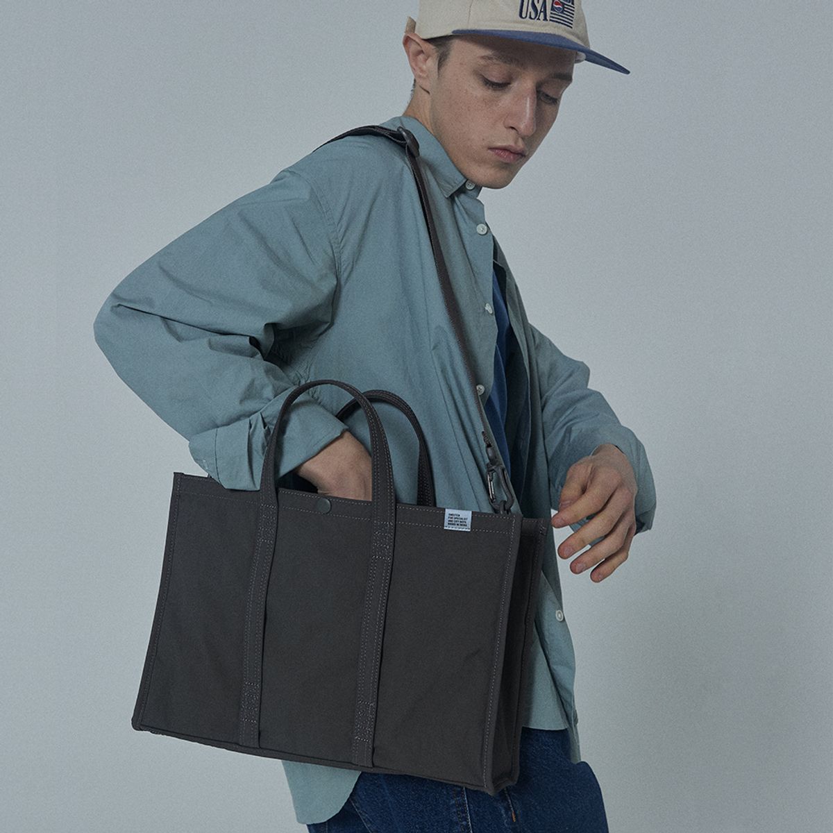 스위치(SWEETCH) TOTE BRIEF 001 WIDE M Stone Grey
