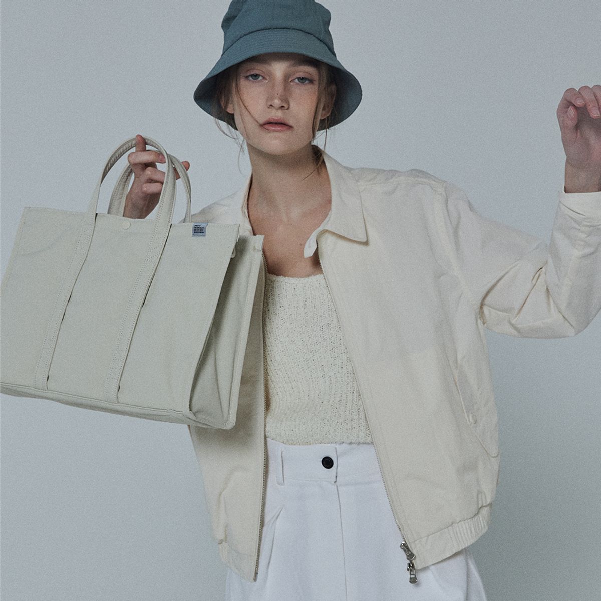 스위치(SWEETCH) TOTE BRIEF 001 WIDE M Cream