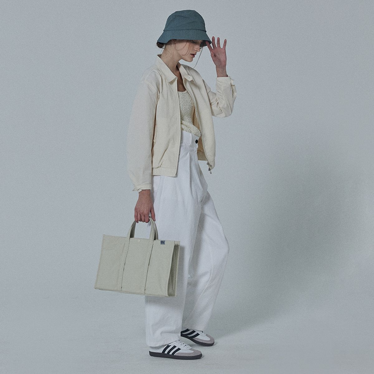 스위치(SWEETCH) TOTE BRIEF 001 WIDE M Cream