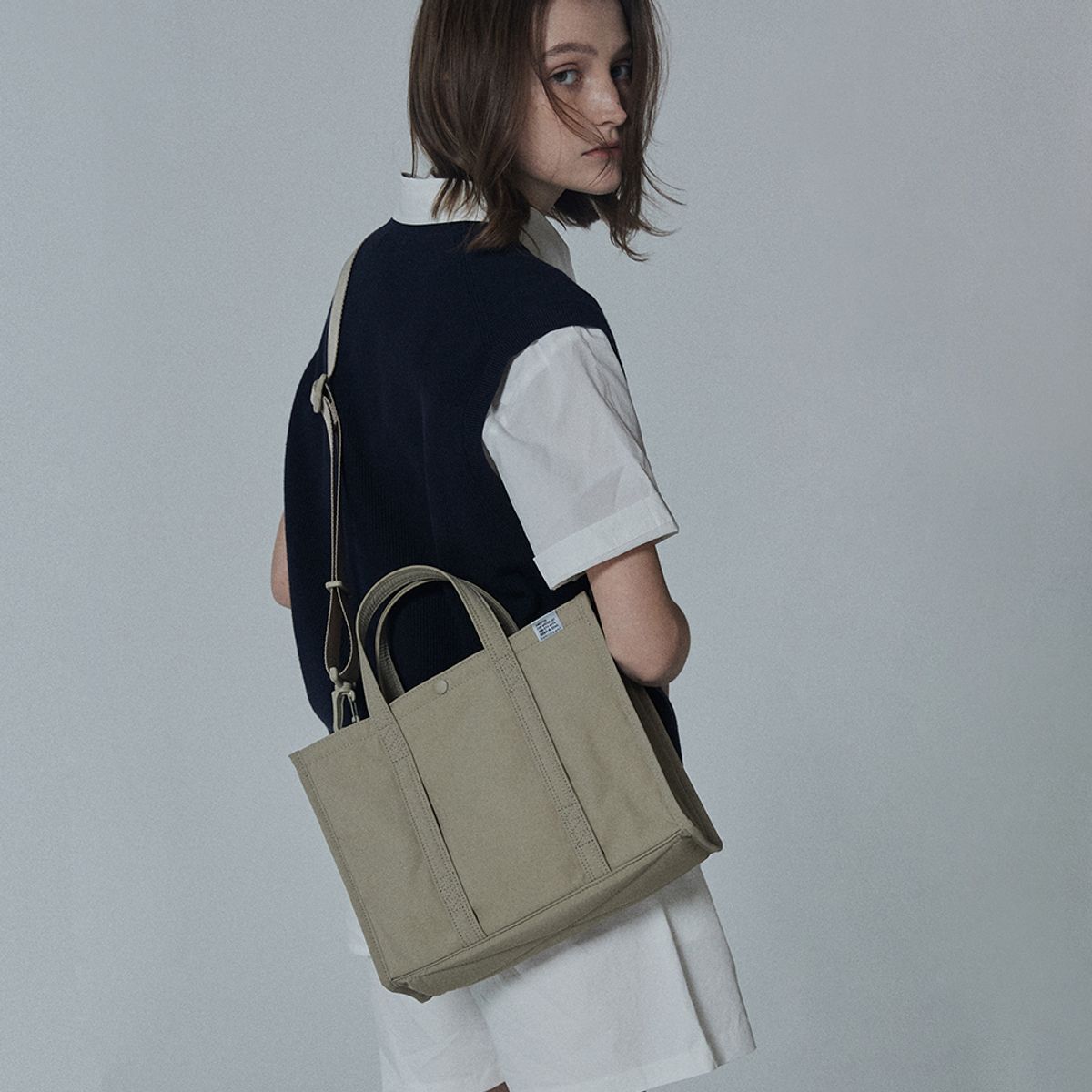 스위치(SWEETCH) TOTE BRIEF 001 WIDE S Sand