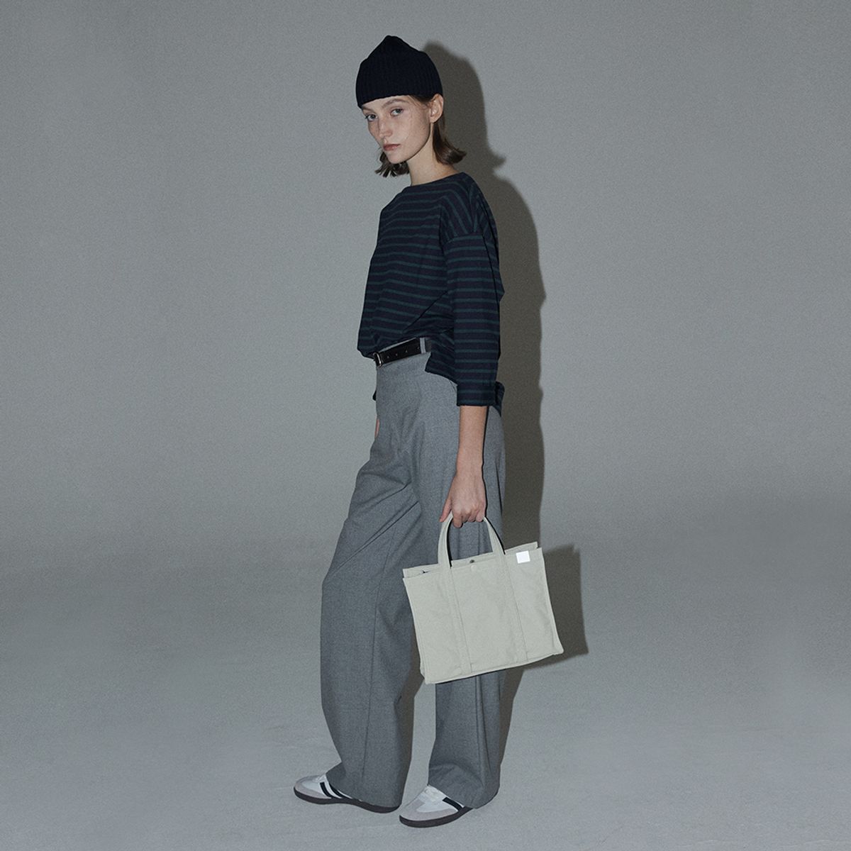 스위치(SWEETCH) TOTE BRIEF 001 WIDE S Cream