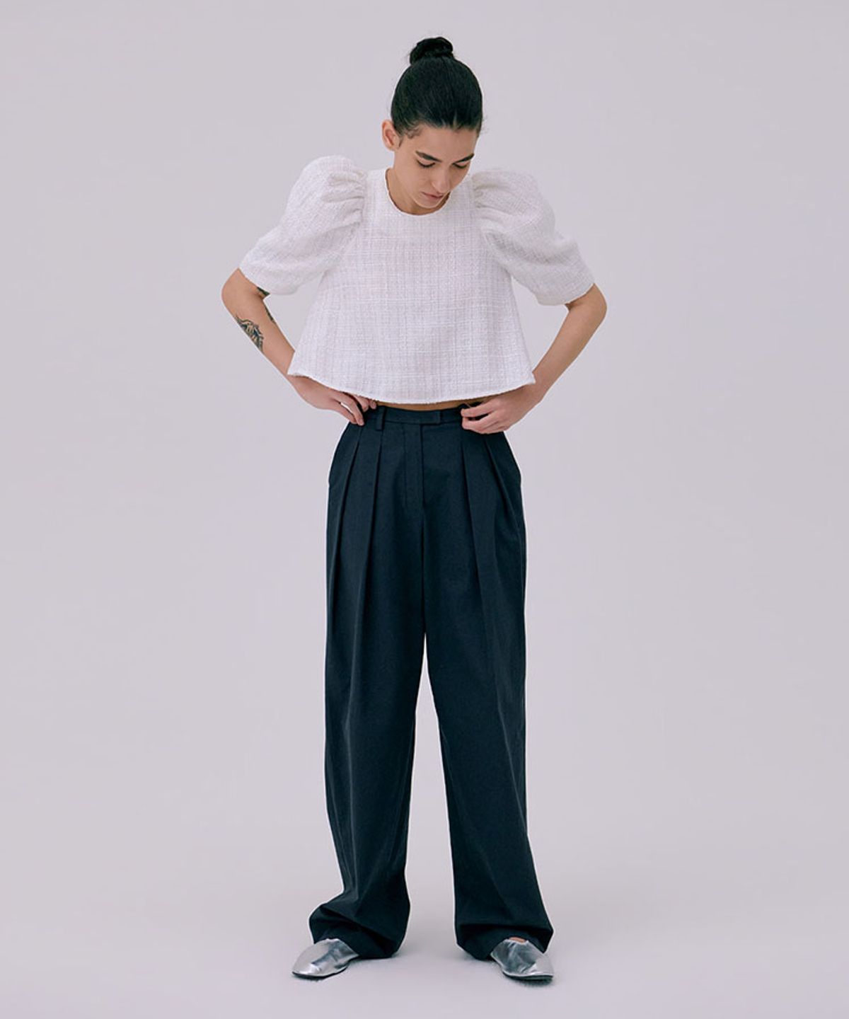 분더캄머(WNDERKAMMER) 26 Tweed puff top_white(26 트위드 퍼프 탑_화이트)