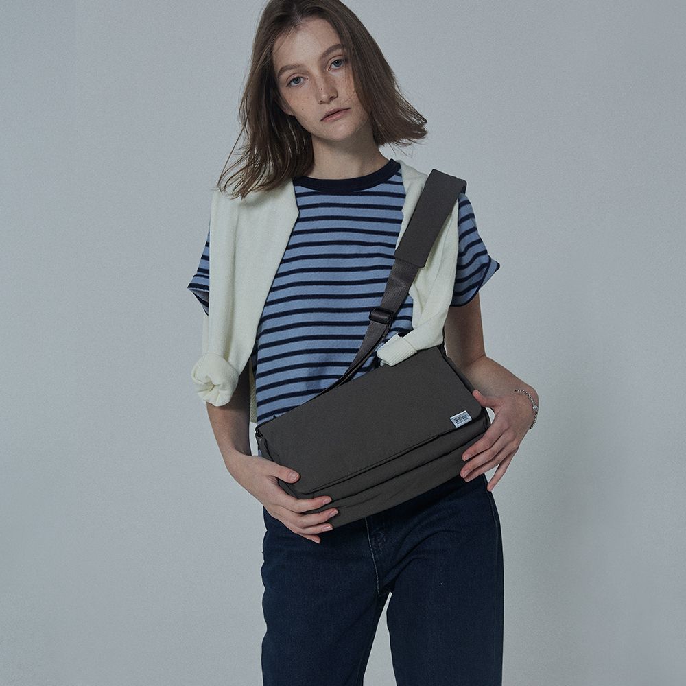 ☆sweetch☆ CITY BOYS LAPTOP CASE Stone Grey CT-005-SG / CT MUSINSA | SWEETCH CITY BOYS CROSS 005 S Stone Gray