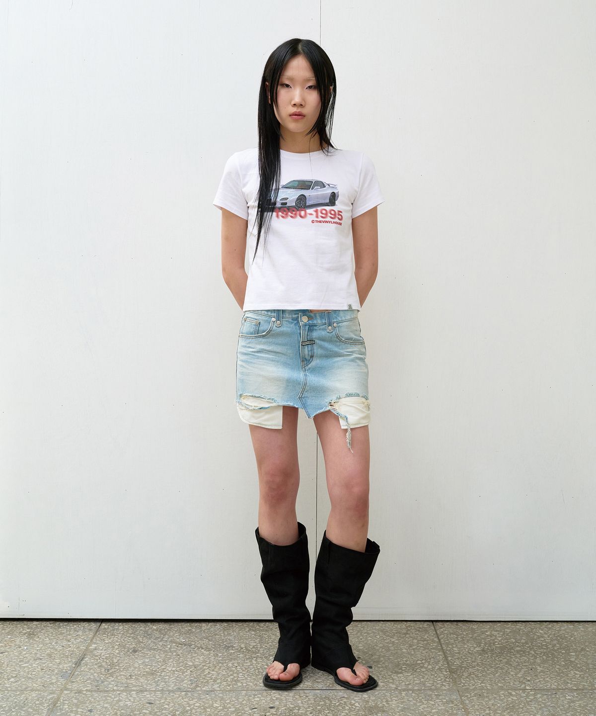 더바이닐하우스(THEVINYLHOUSE) OLD CAR TEE WHITE (VH2DSUT502A)