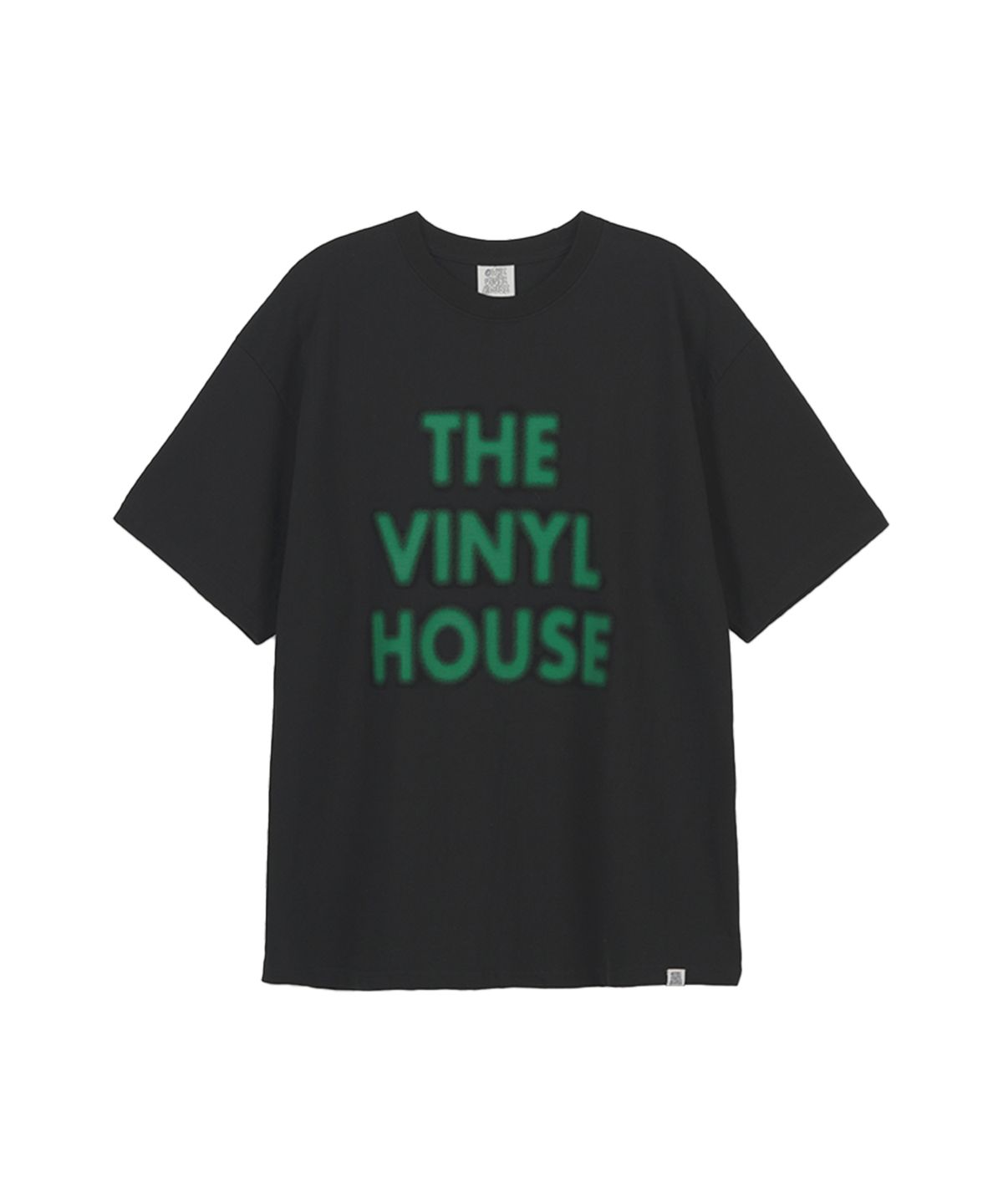 더바이닐하우스(THEVINYLHOUSE) SPRAY LOGO TEE BLACK (VH2DSUT500A)