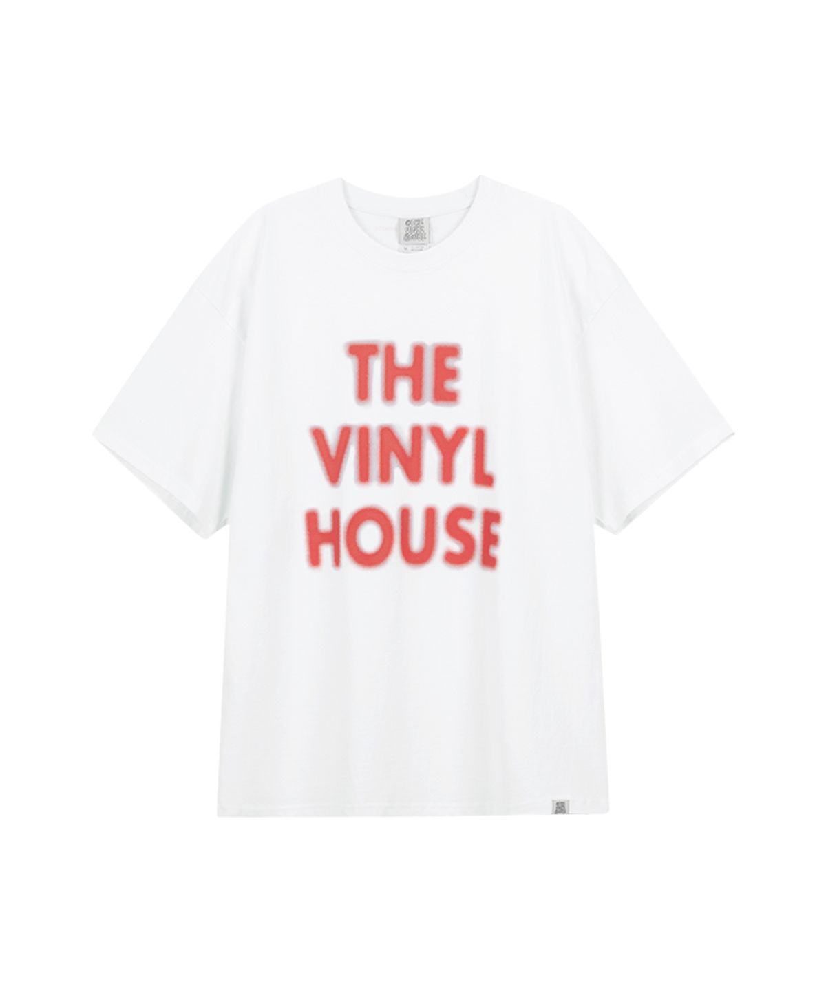 더바이닐하우스(THEVINYLHOUSE) SPRAY LOGO TEE WHITE (VH2DSUT500A)