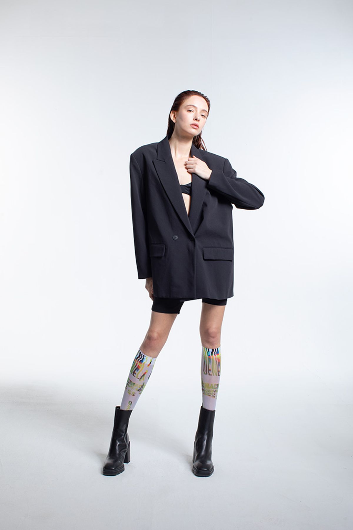 로맨틱타이거(ROMANTIC TIGER) Spread White knee stockings