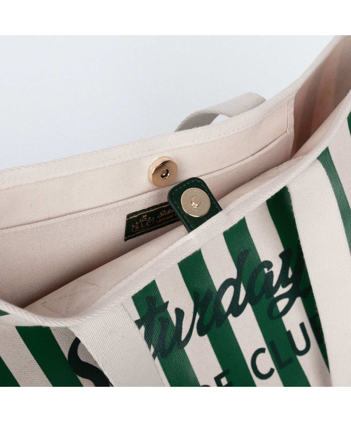 세러데이 레저 클럽(SATURDAY LEISURE CLUB) Signature Stripe Shoulder Bag - Ivory & British Racing Green