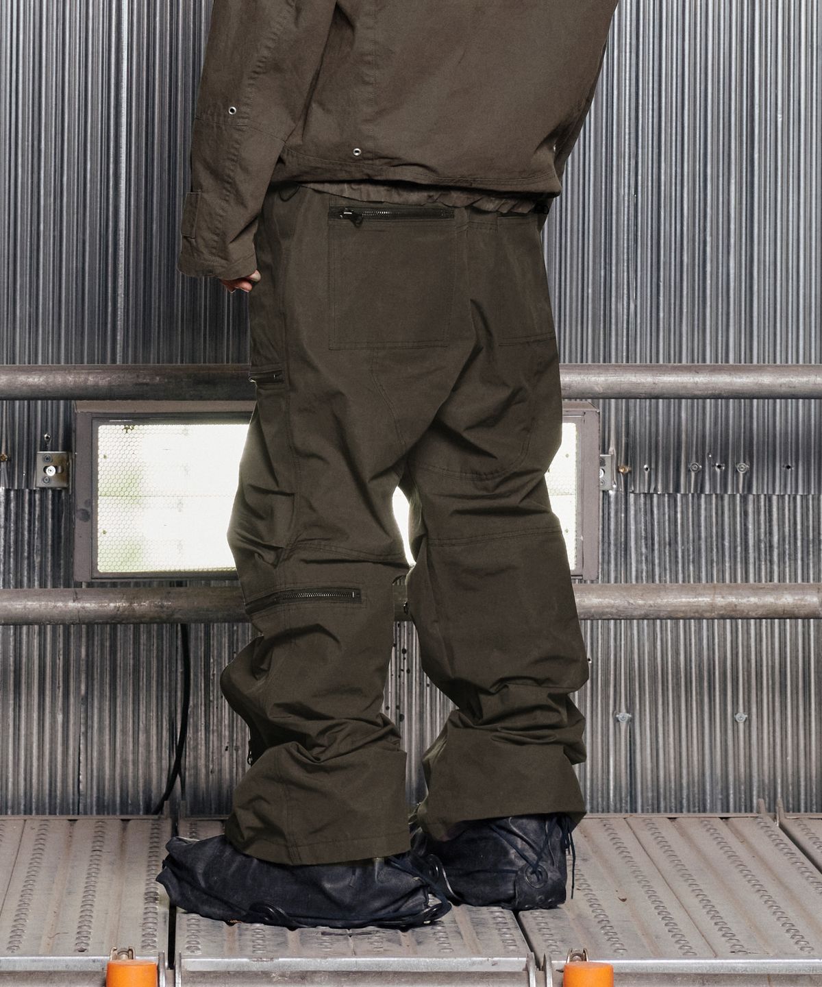 그레일즈(GRAILZ) AFV CARGO PANTS [BROWN]