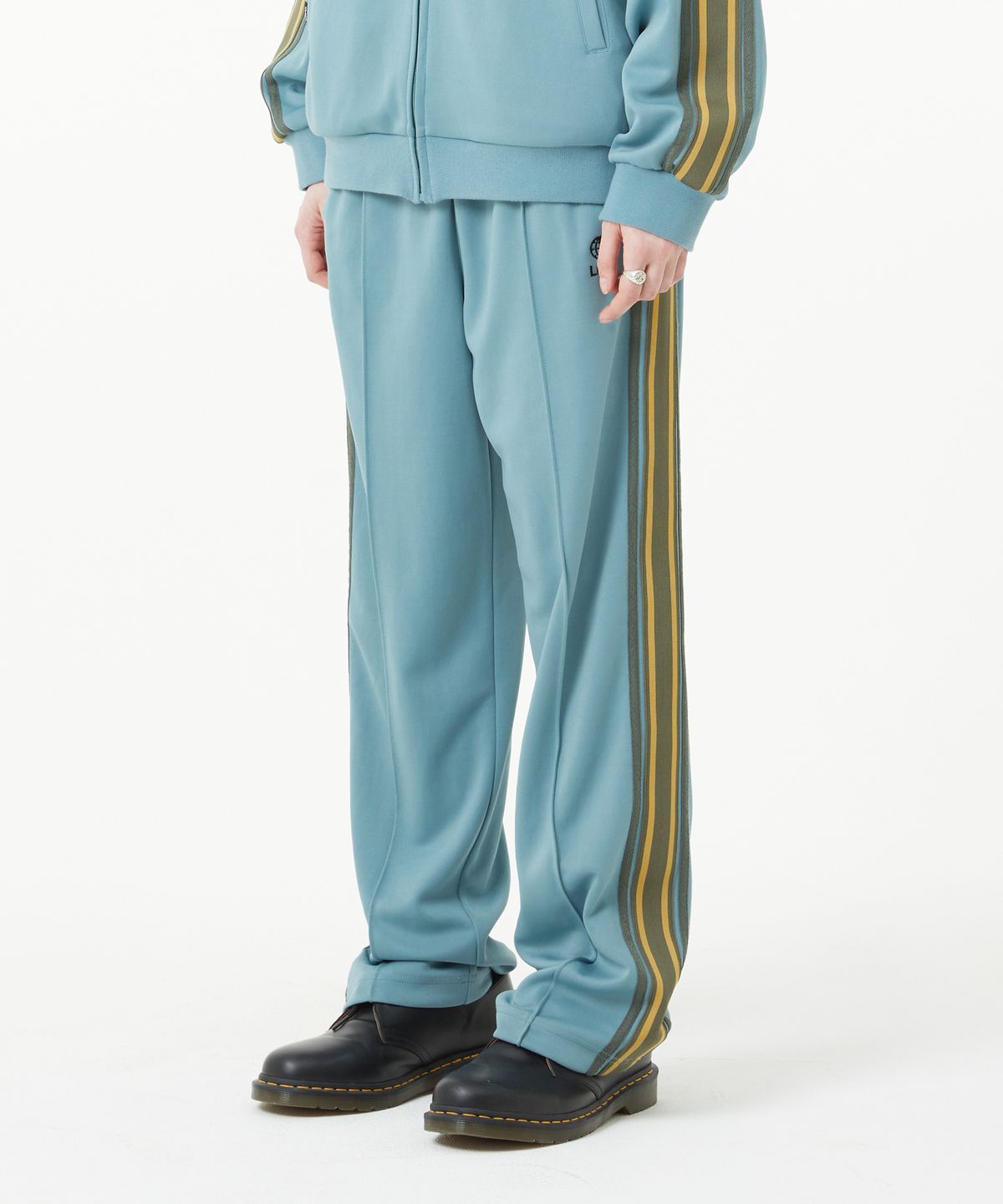 엘엠씨(LMC) SIDE STRIPED JERSEY TRACK PANTS navy