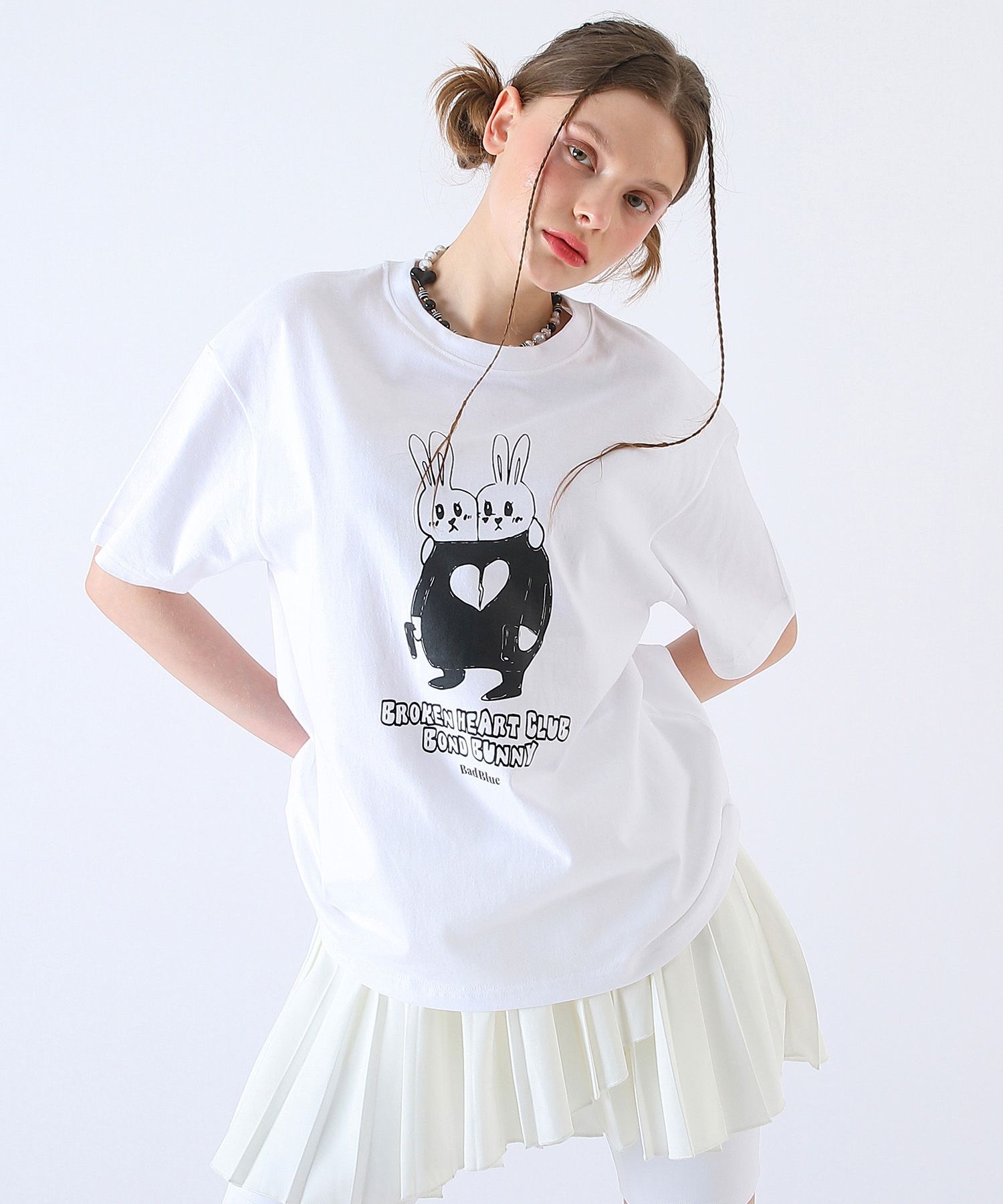 MUSINSA公式 | BADBLUE Bond Bunny T-Shirt White