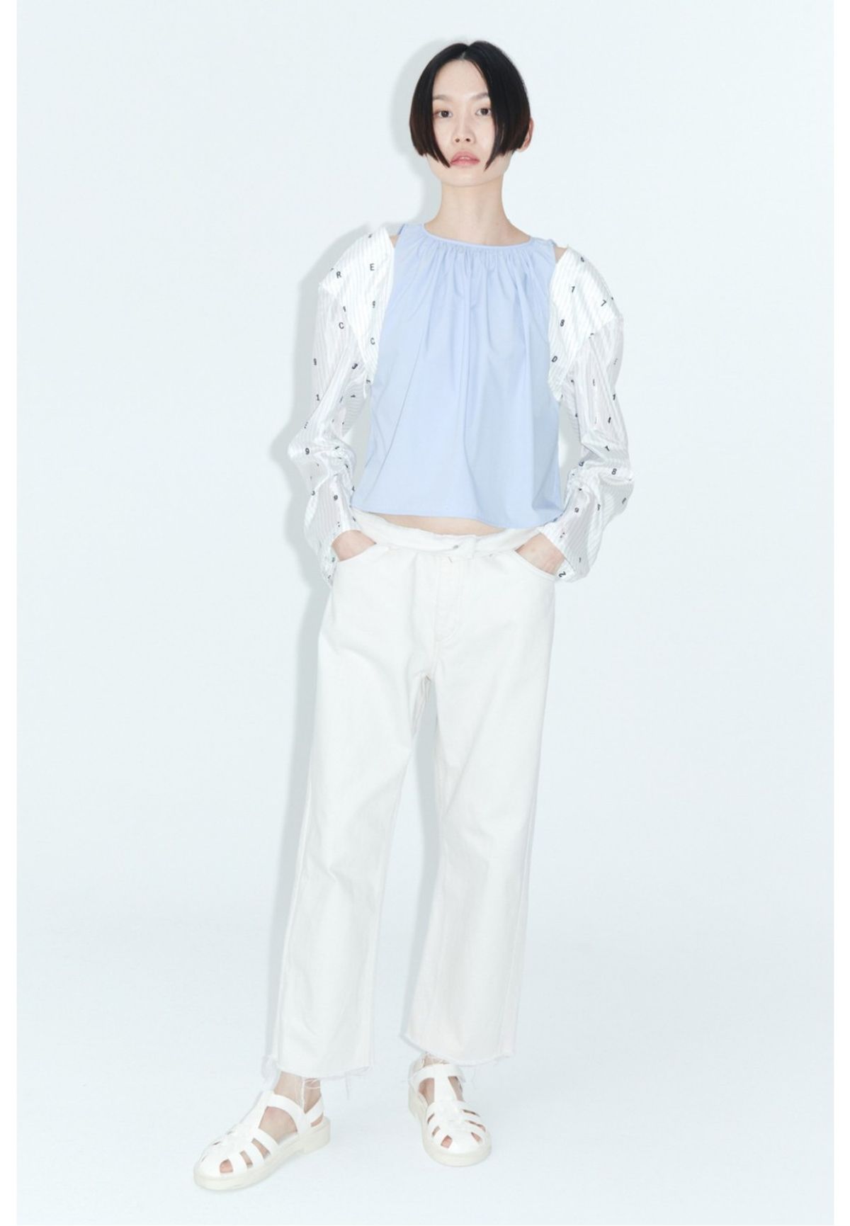 래코드(RECODE) [여성] Lining sleeve shoudet cutting top _RQTAS22597BUL