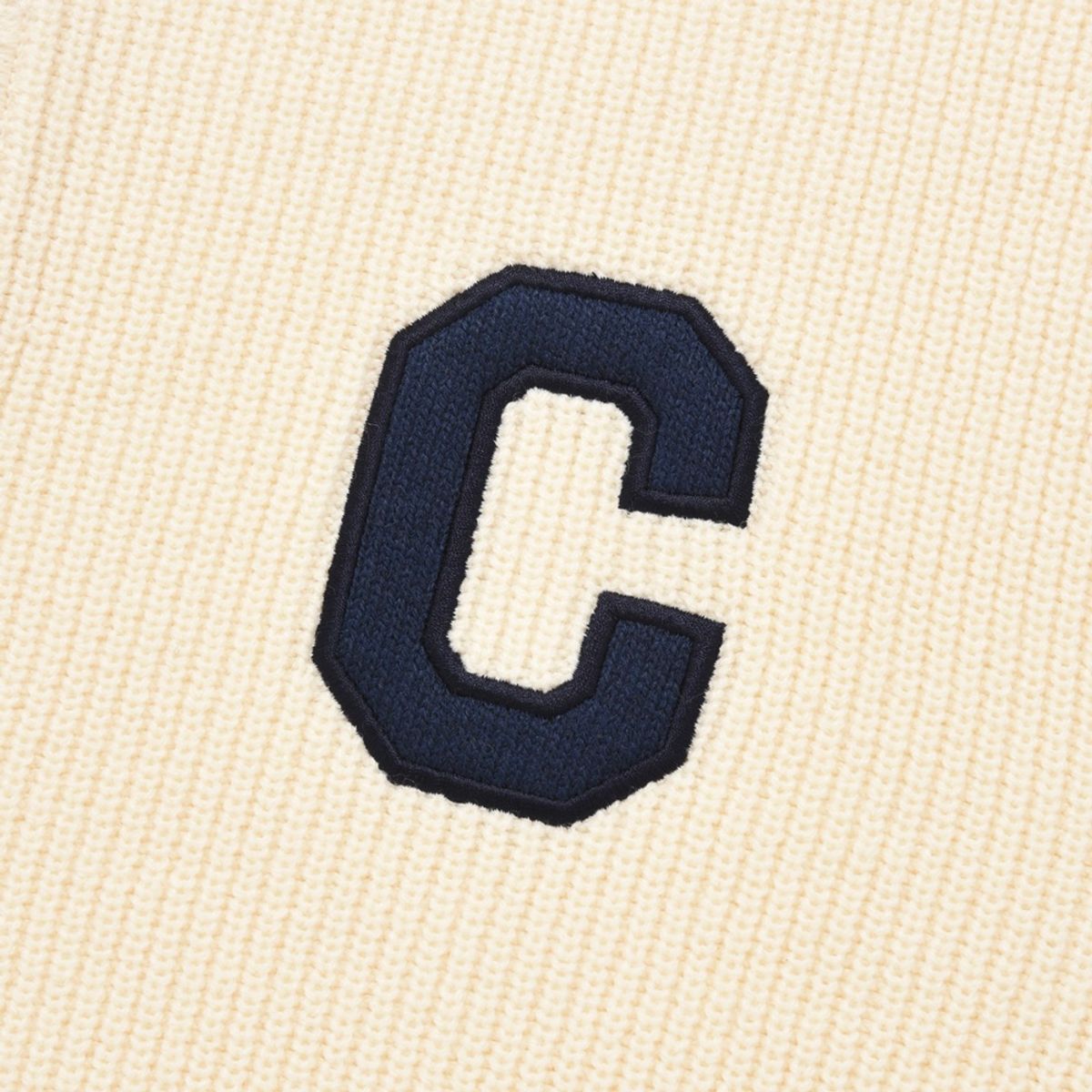 커버낫(COVERNAT) C 로고 카라 니트 아이보리