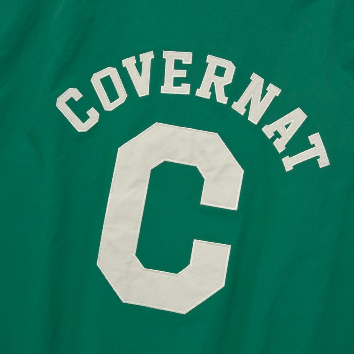 커버낫(COVERNAT) C 로고 카라 바시티 자켓 그린