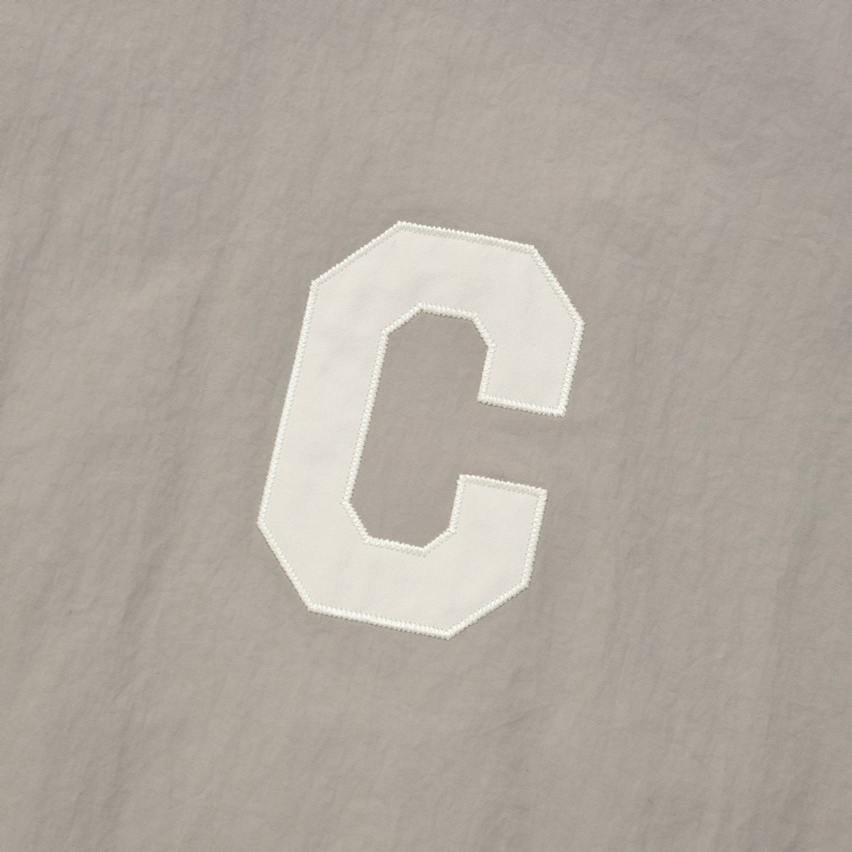 커버낫(COVERNAT) C 로고 카라 바시티 자켓 베이지