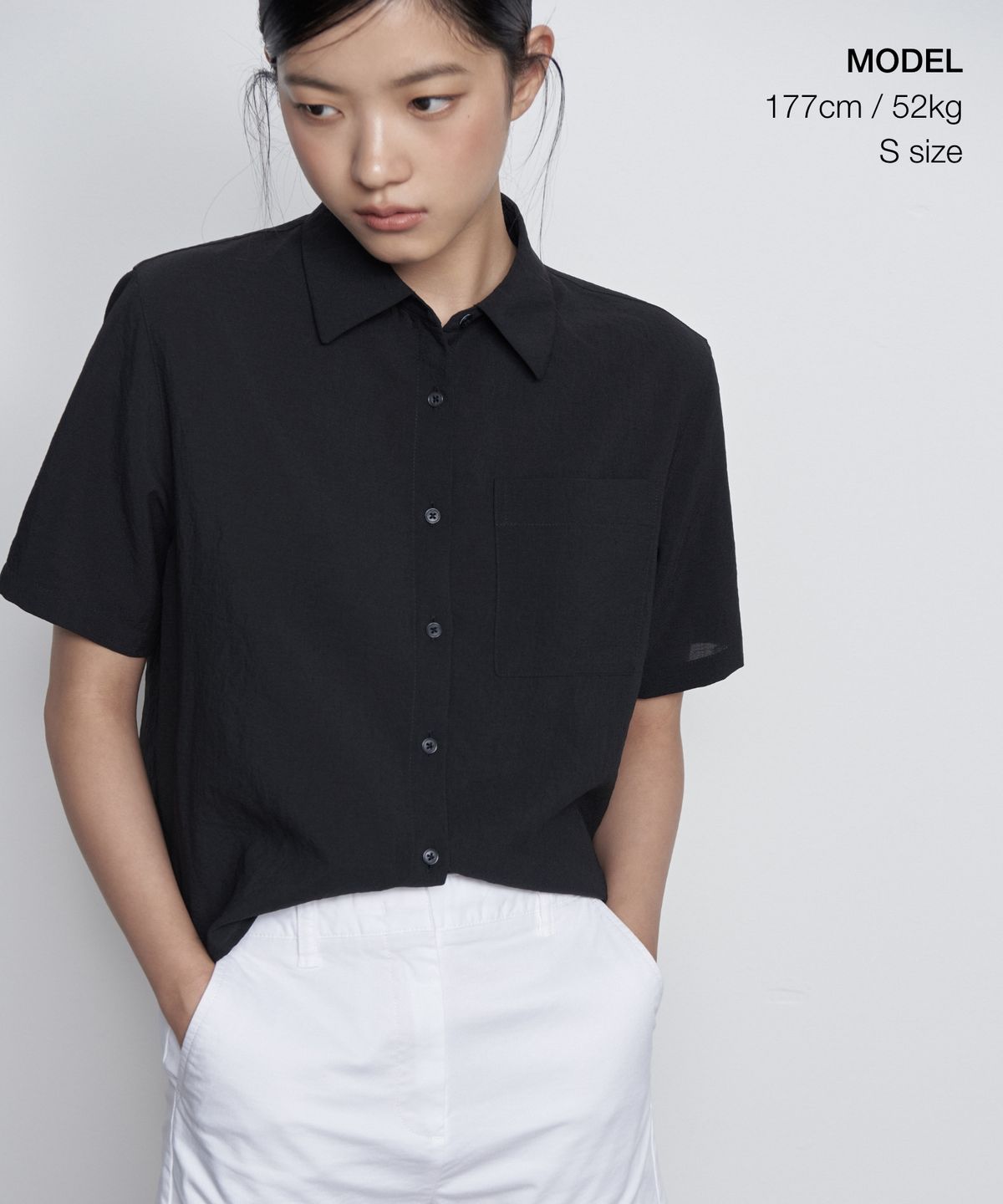 무신사 스탠다드 우먼(MUSINSA STANDARD WOMAN) 우먼즈 린넨 라이크 반팔 셔츠 [블랙]