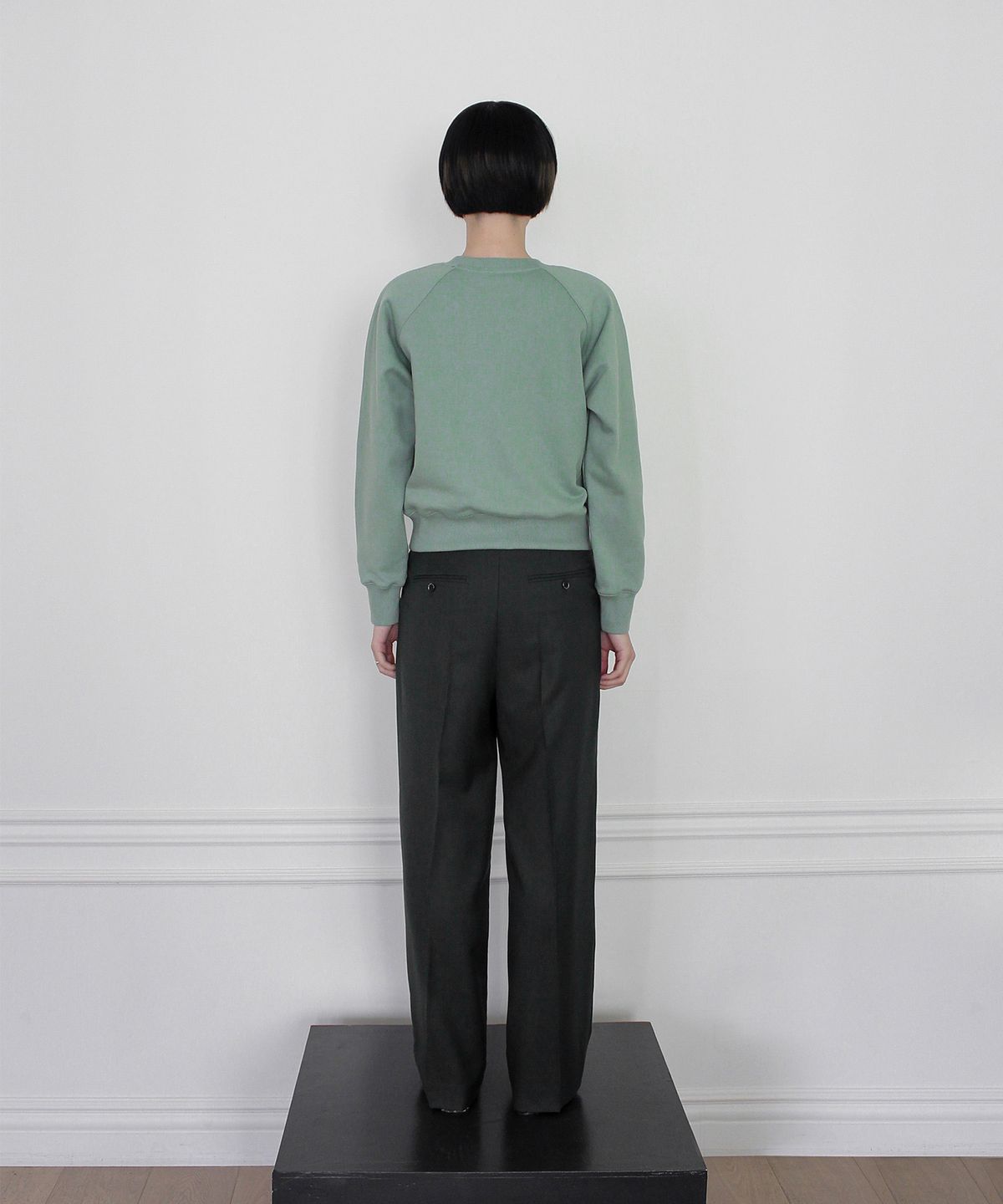 루바티(RUBATI) Honeybee Sweatshirt (PISTACHIO)