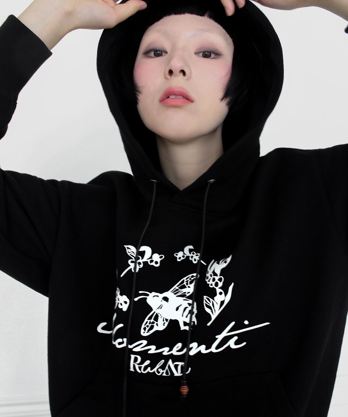 루바티(RUBATI) Honeybee HOOD (BLACK)