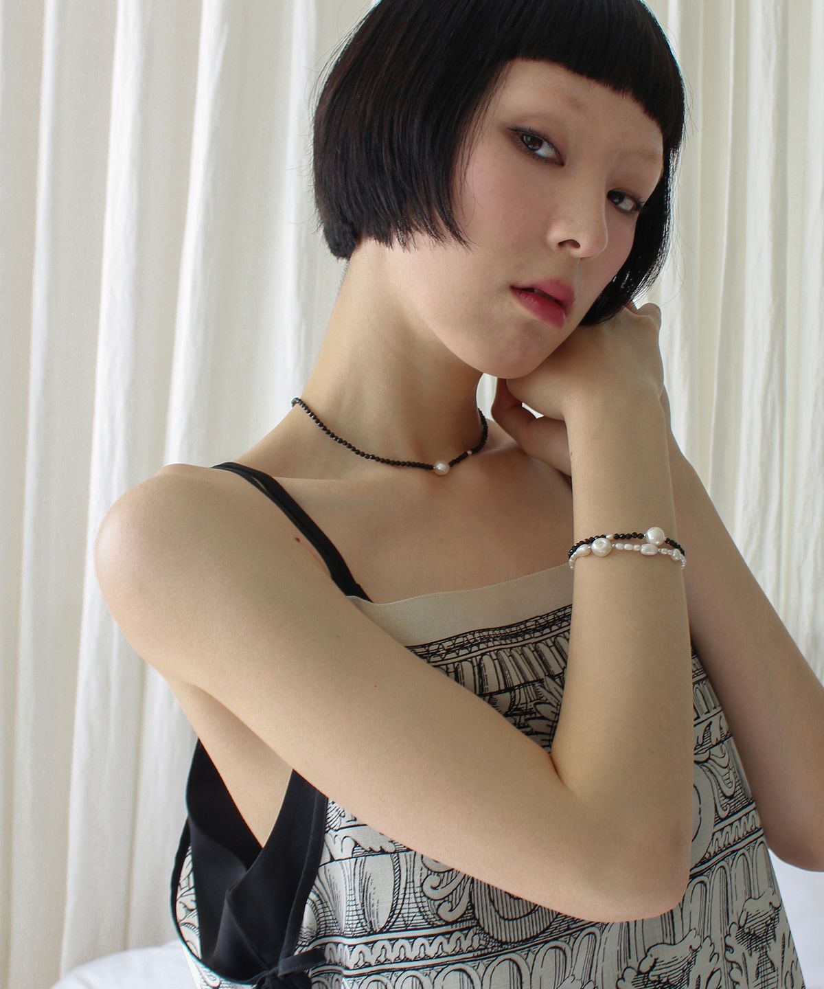 루바티(RUBATI) Onyx+Pearl NECKLACE