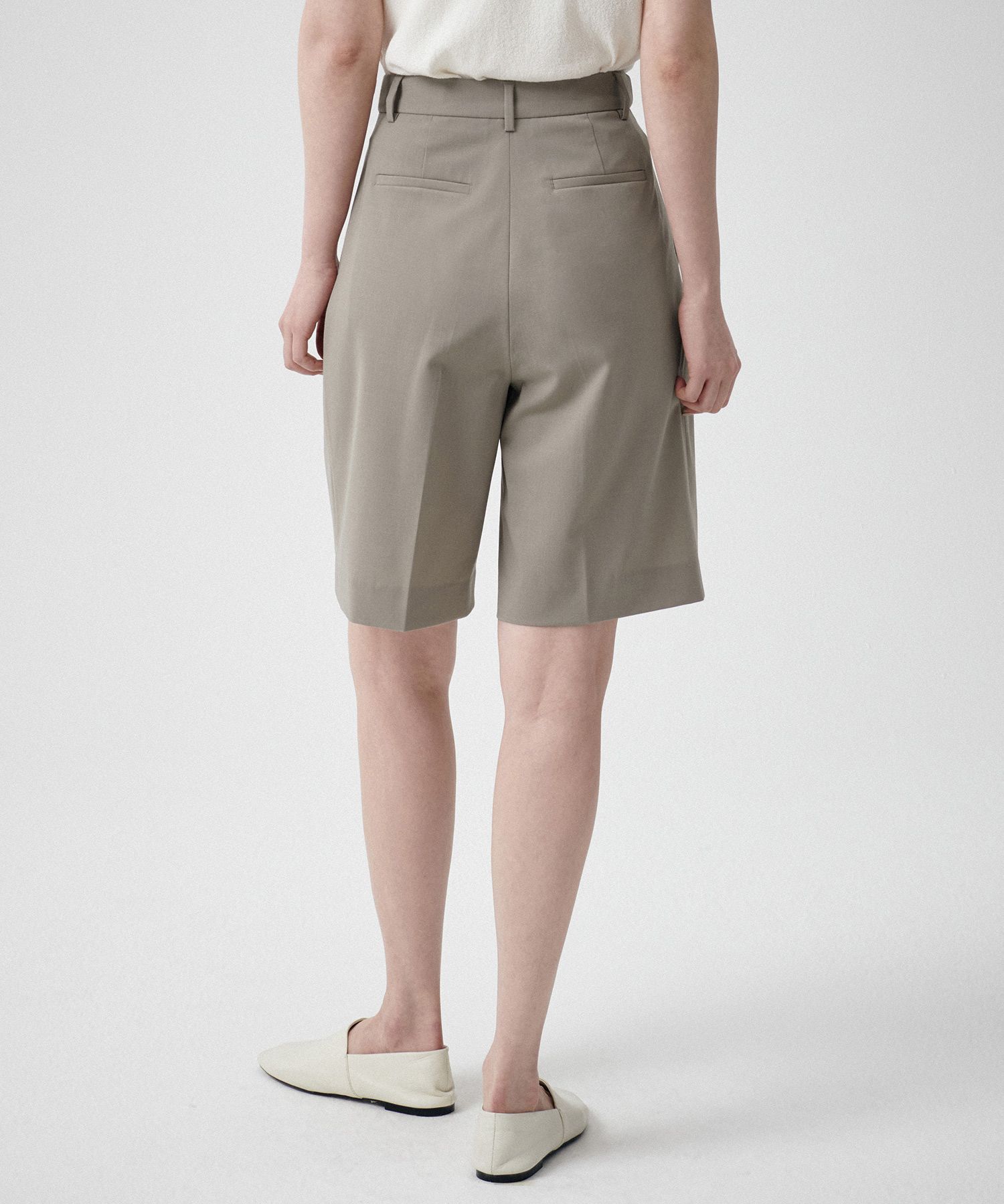 MUSINSA | MUSINSA STANDARD WOMAN Women's Summer Wool Bermuda