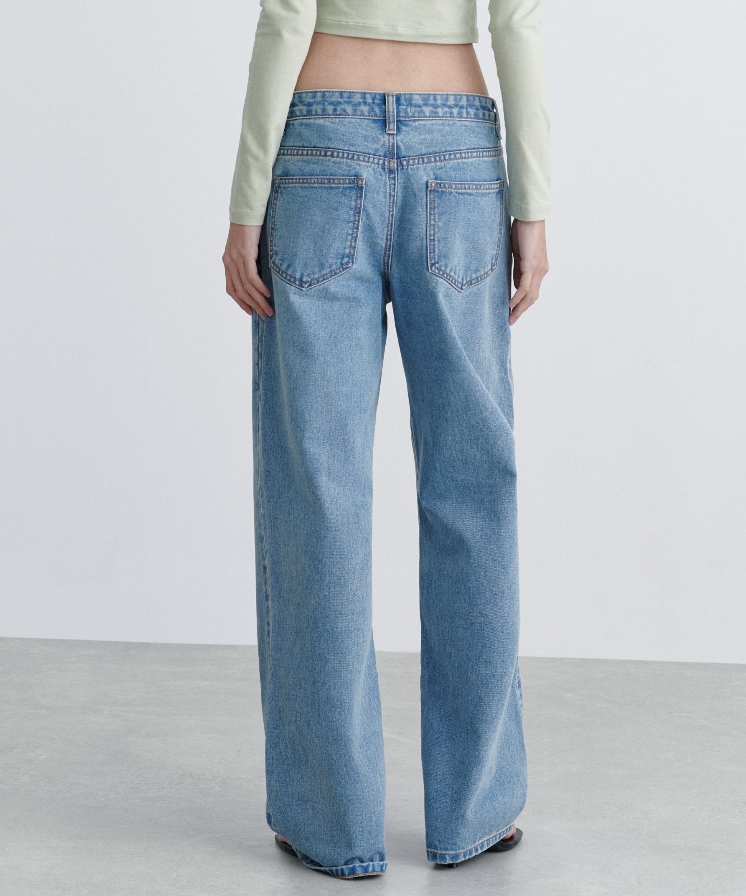 MUSINSA | MUSINSA STANDARD WOMAN Women's low rise wide denim