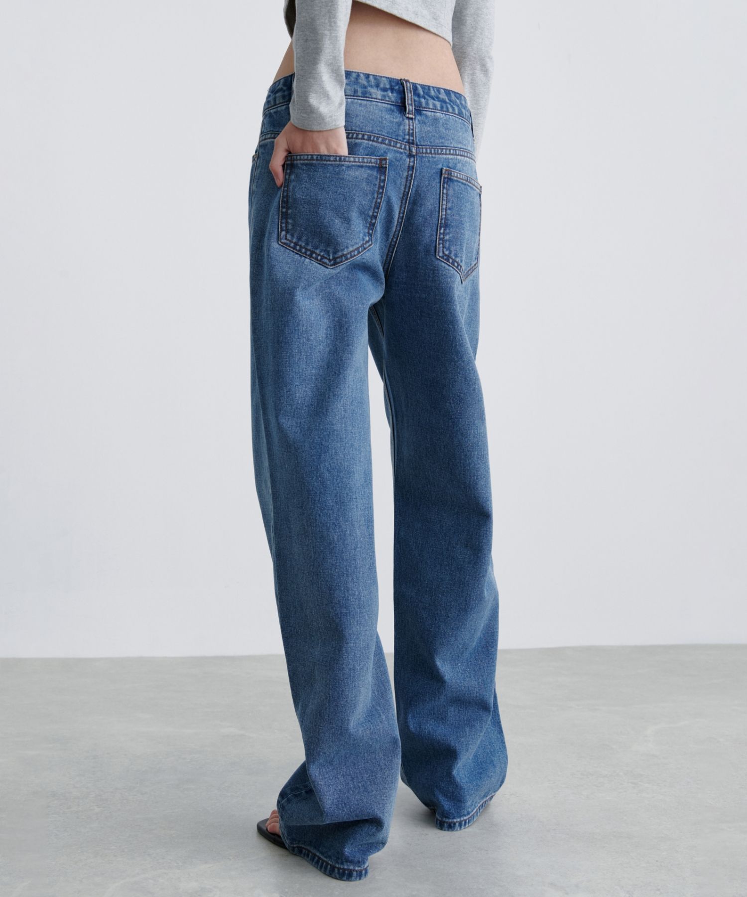 MUSINSA | MUSINSA STANDARD WOMAN Women's low rise wide denim