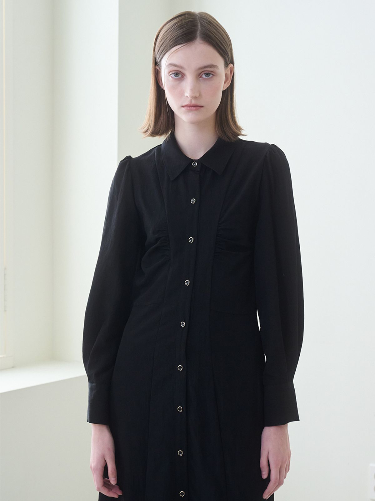 누브(NOUVE) Front Shirring Shirts Dress - Black