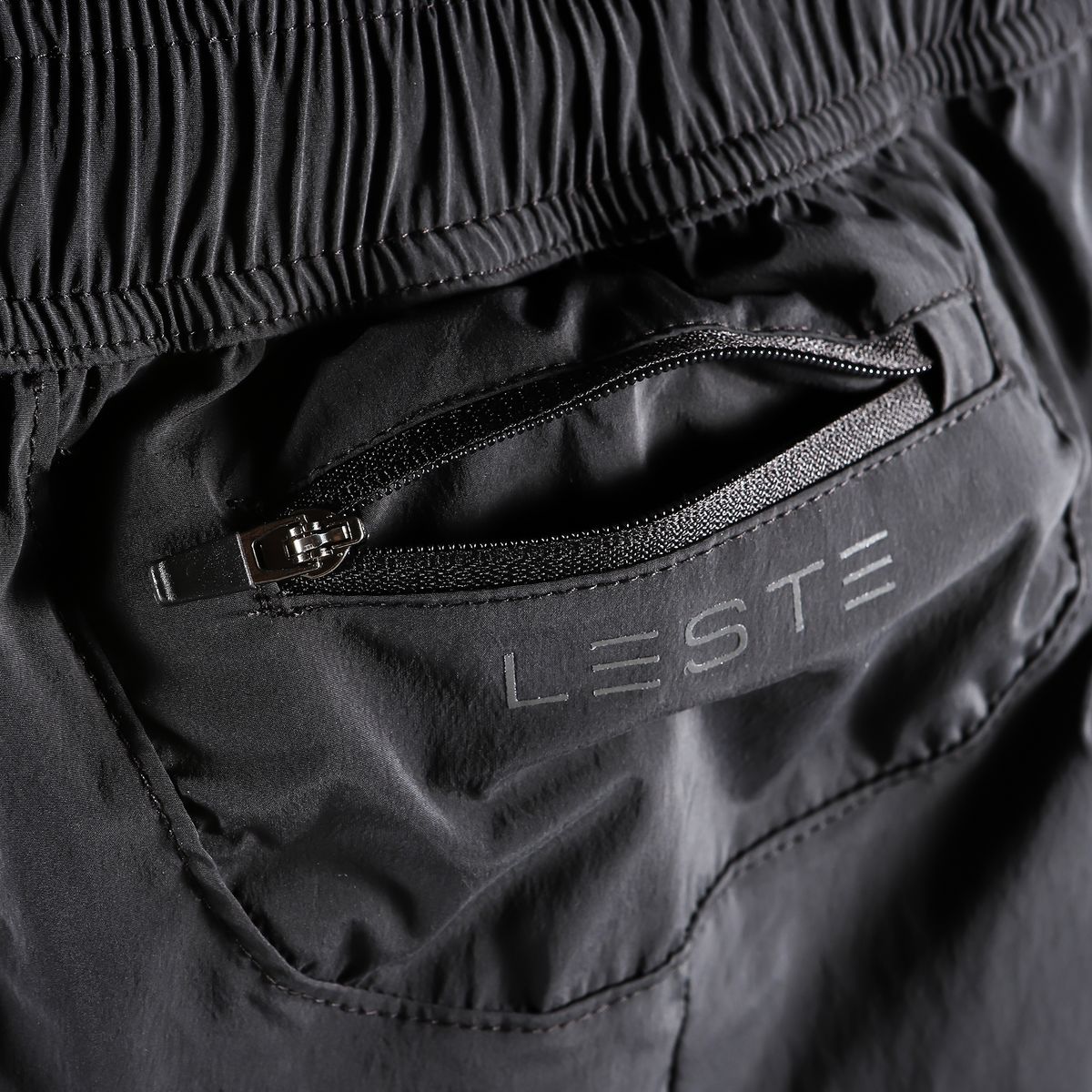 레스테(LESTE) 페리쇼츠 Black SE