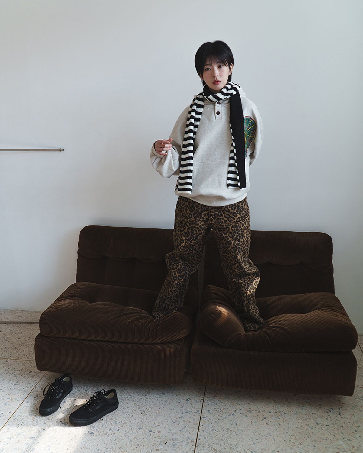 카락터(KARACTOR) Striped knit muffler / Black ivory