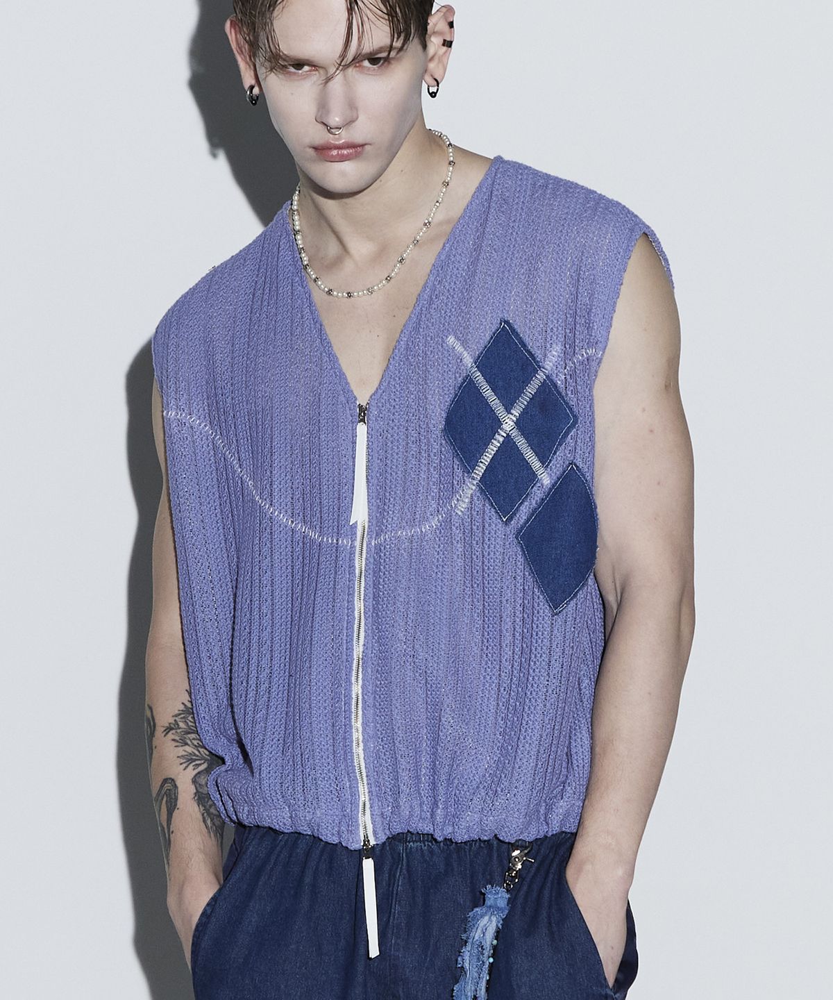 알에스에스씨(RSSC) ARGYLE & STITCH KNIT ZIPUP VEST - PU
